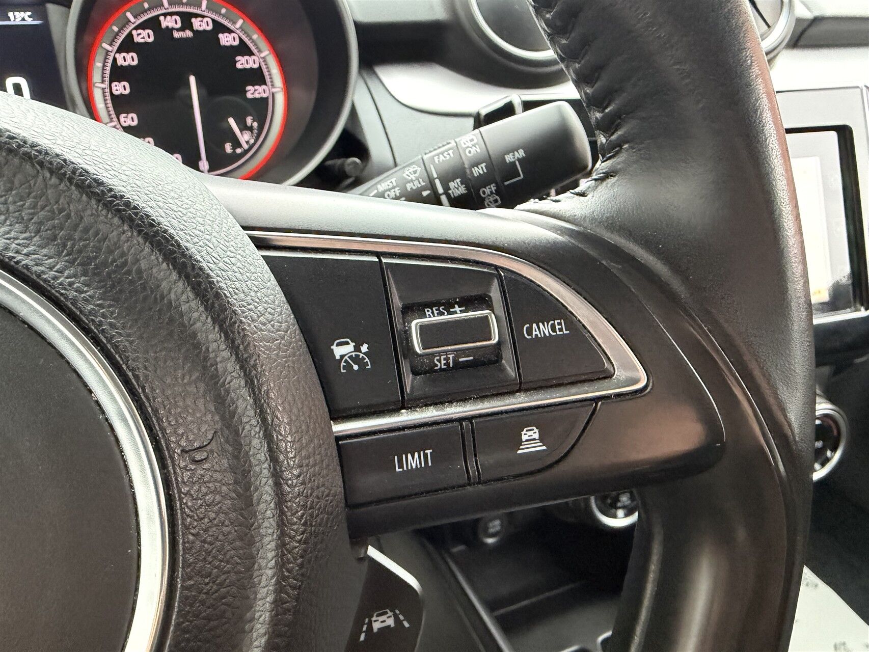 Billede af Suzuki Swift 1,2 Dualjet  Mild hybrid Exclusive AEB 83HK 5d