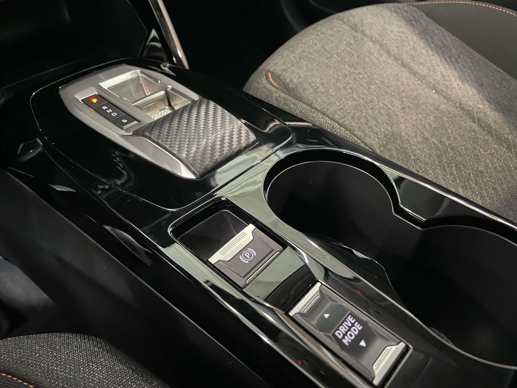 Billede af Peugeot e-208 EL Style 136HK 5d Aut.