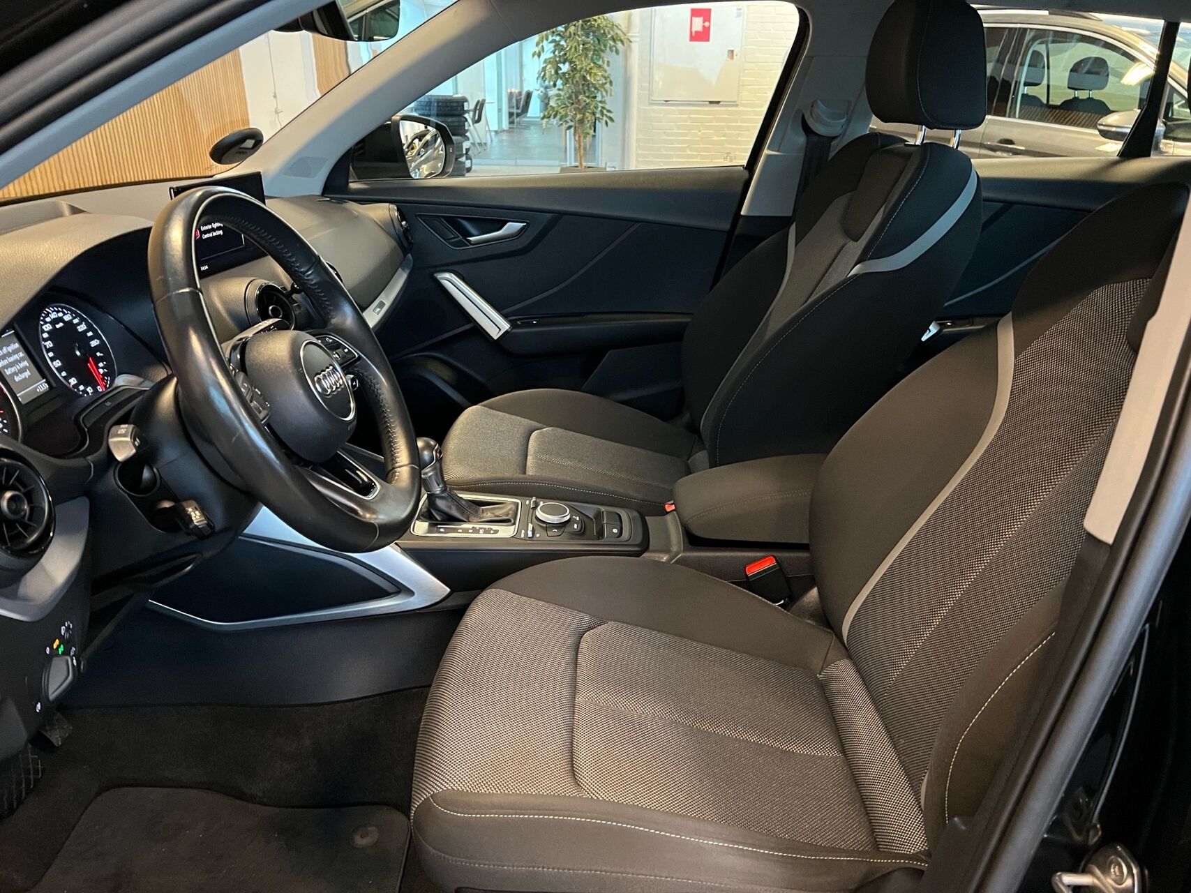 Billede af Audi Q2 1,4 TFSI Sport S Tronic 150HK 5d 7g Aut.