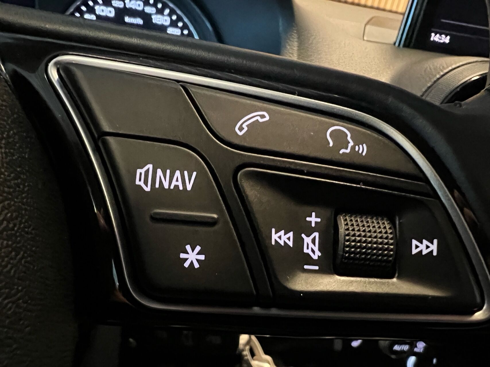 Billede af Audi Q2 1,4 TFSI Sport S Tronic 150HK 5d 7g Aut.