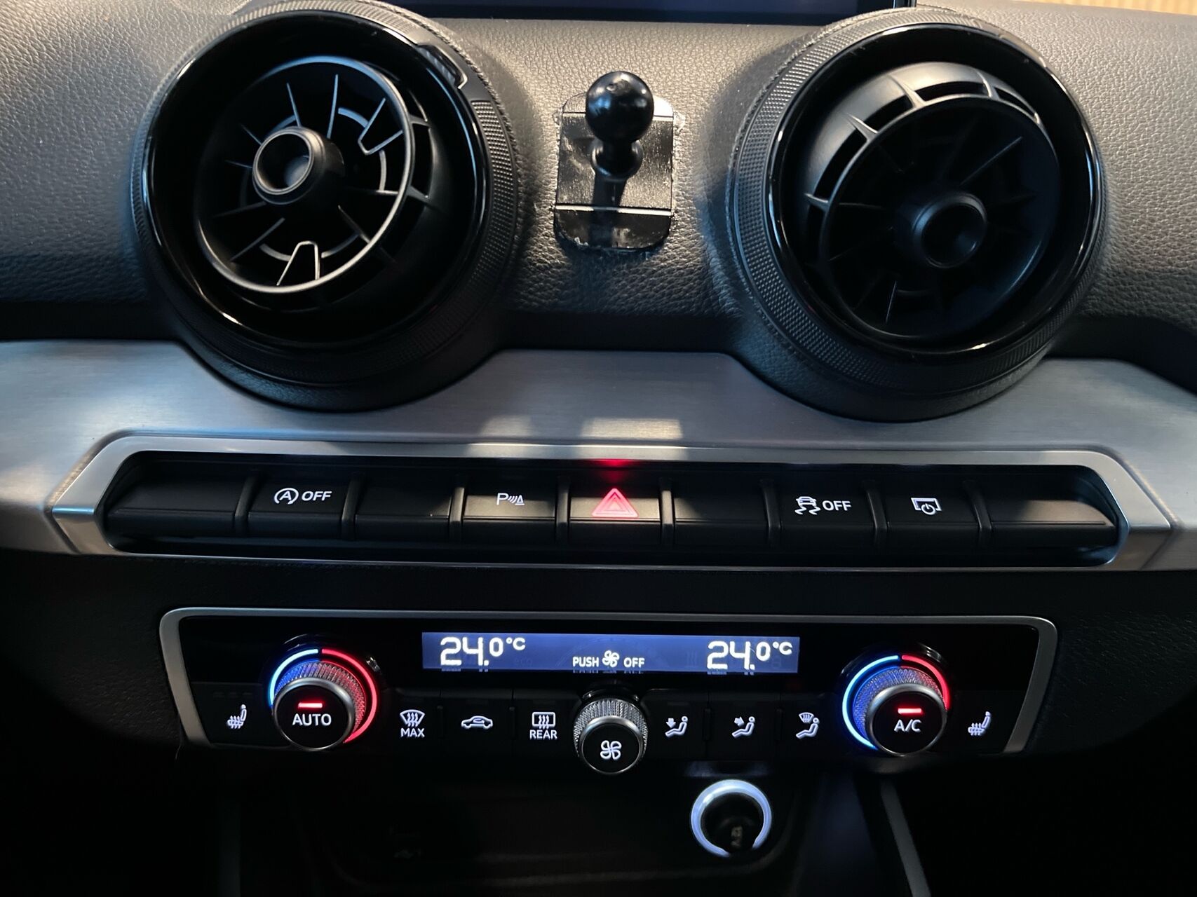 Billede af Audi Q2 1,4 TFSI Sport S Tronic 150HK 5d 7g Aut.