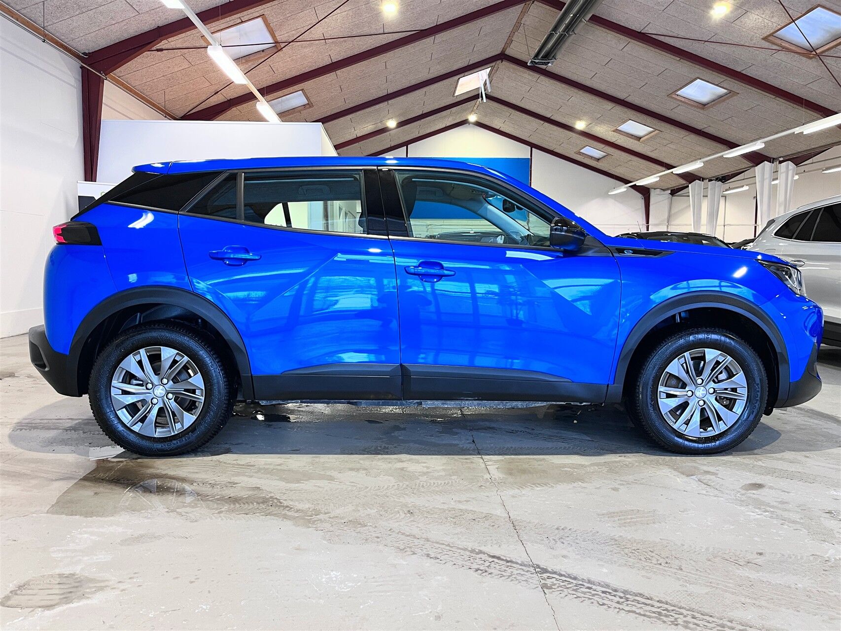 Billede af Peugeot e-2008 EL Active Pack 136HK 5d Aut.