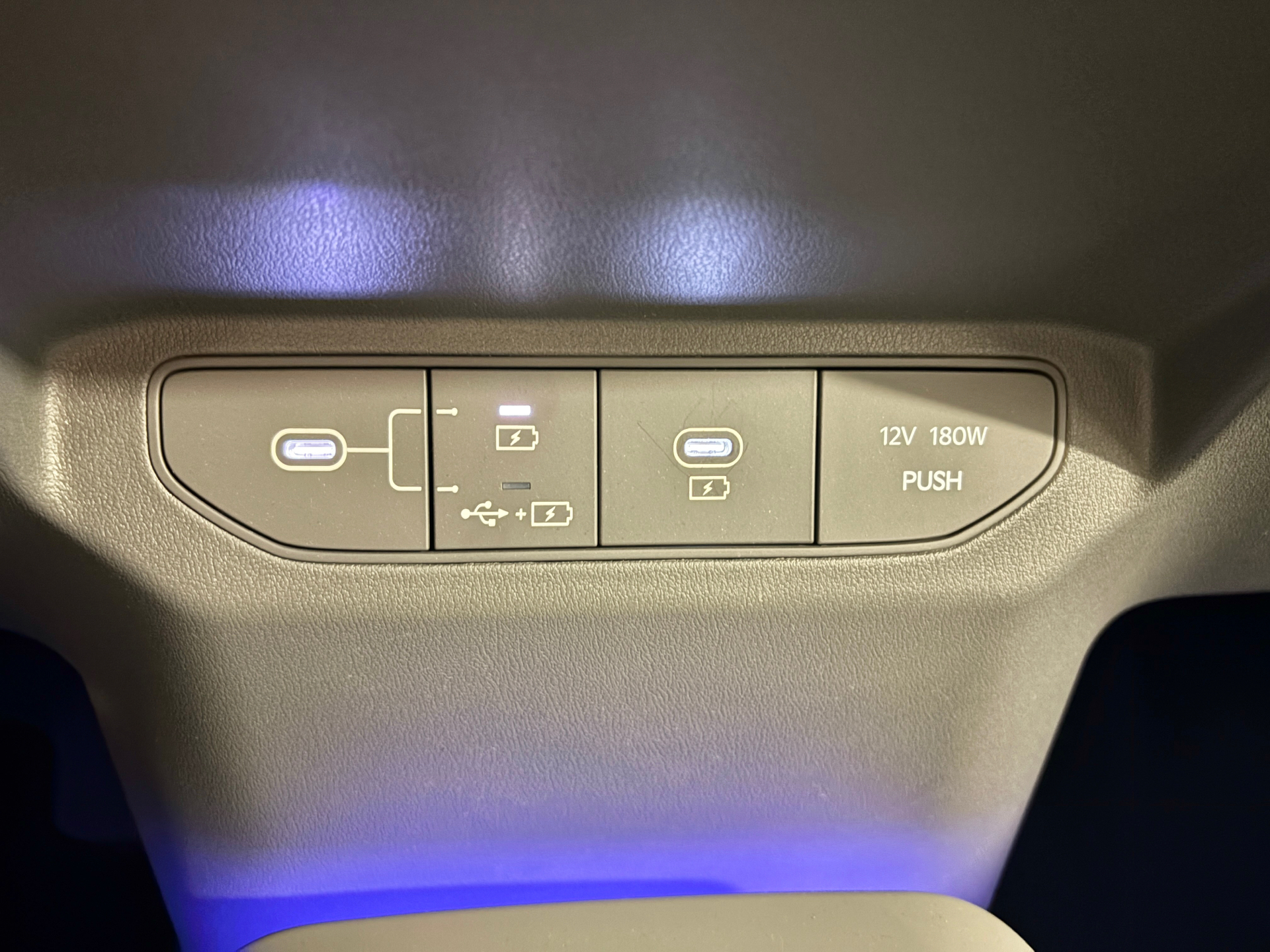 Billede af Kia EV3 CUV Long Range 204hk Reduk