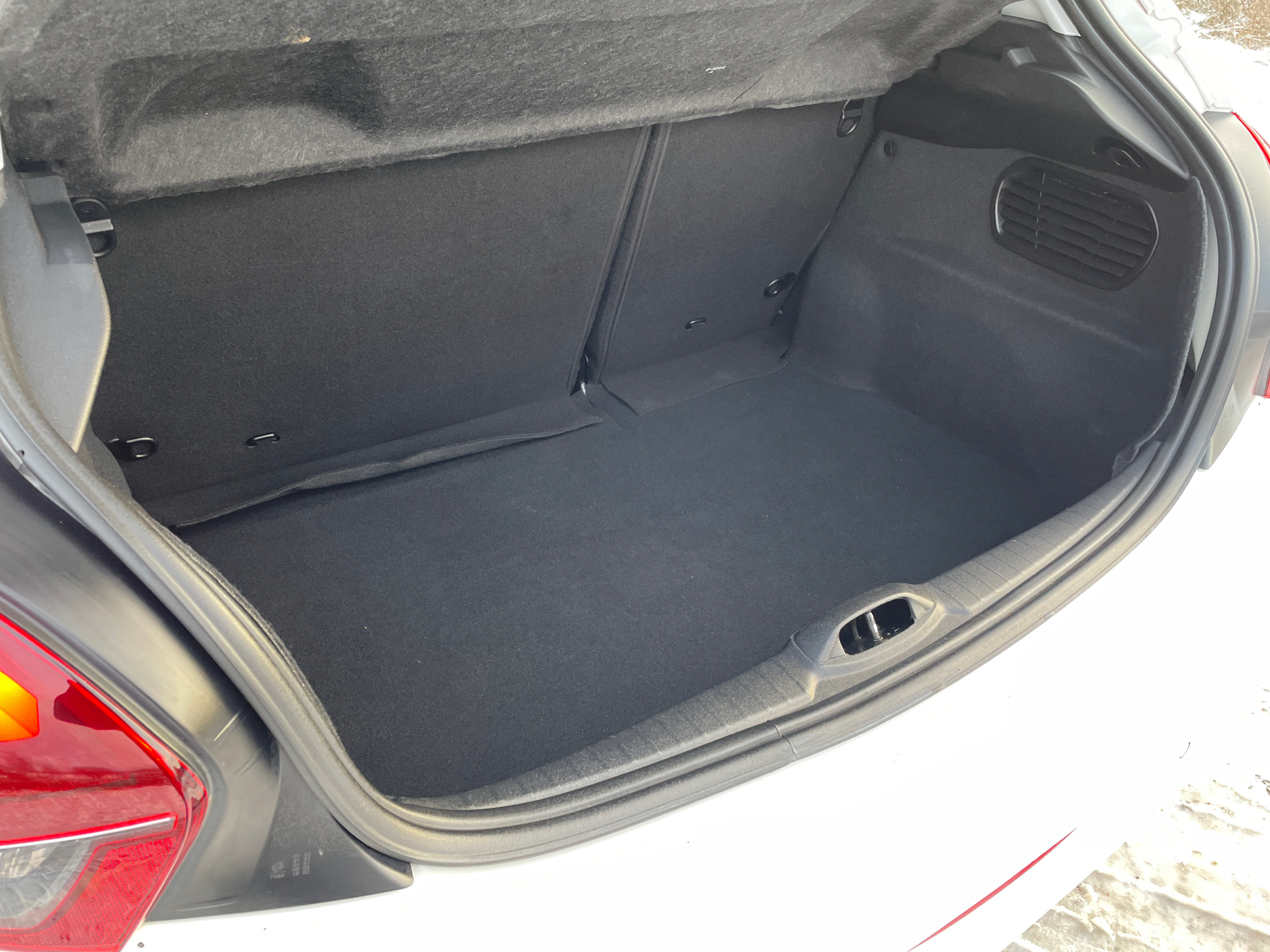 Billede af Peugeot 208 1,6 BlueHDi Selection Sky 100HK 5d