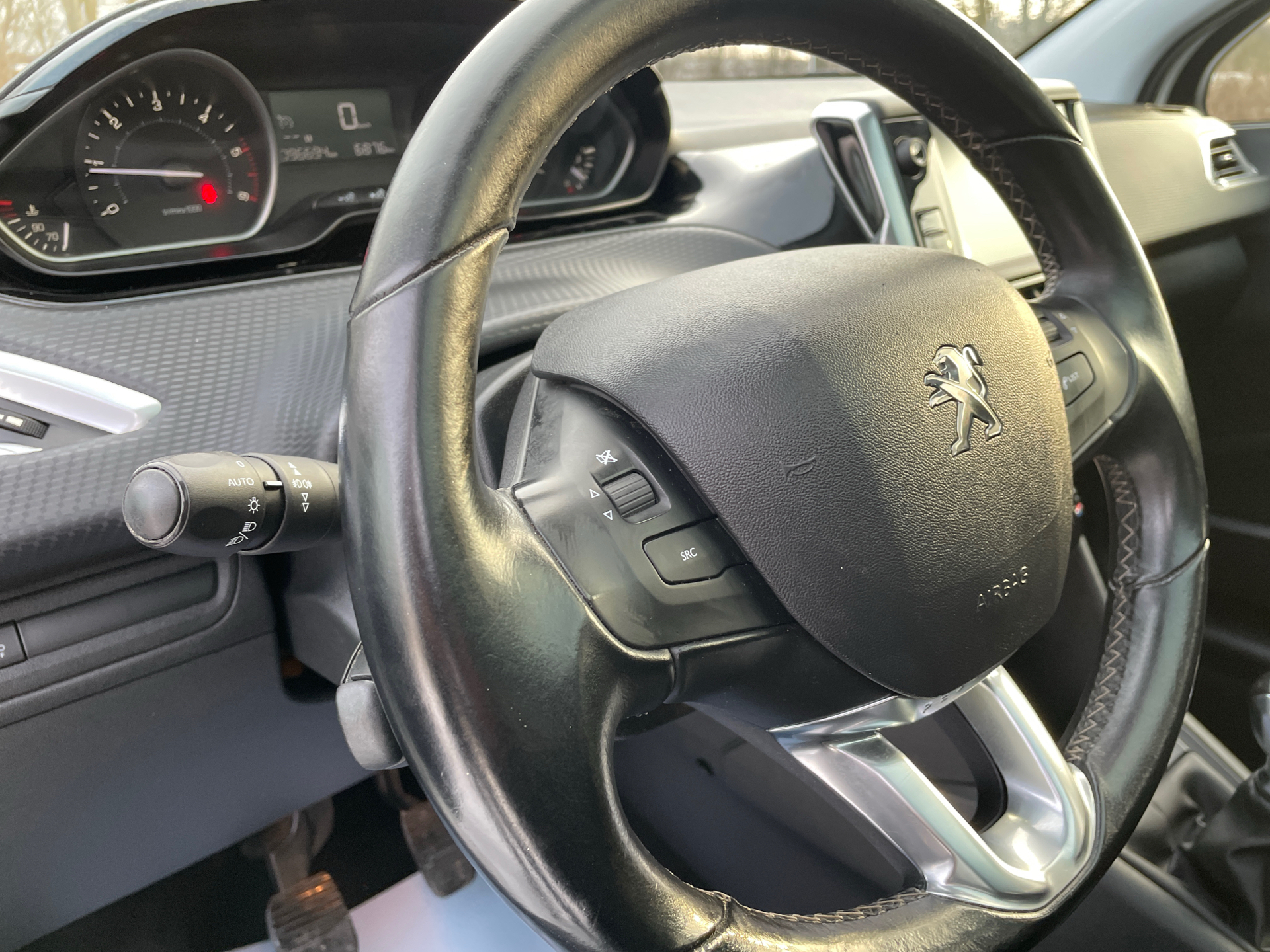 Billede af Peugeot 208 1,6 BlueHDi Selection Sky 100HK 5d