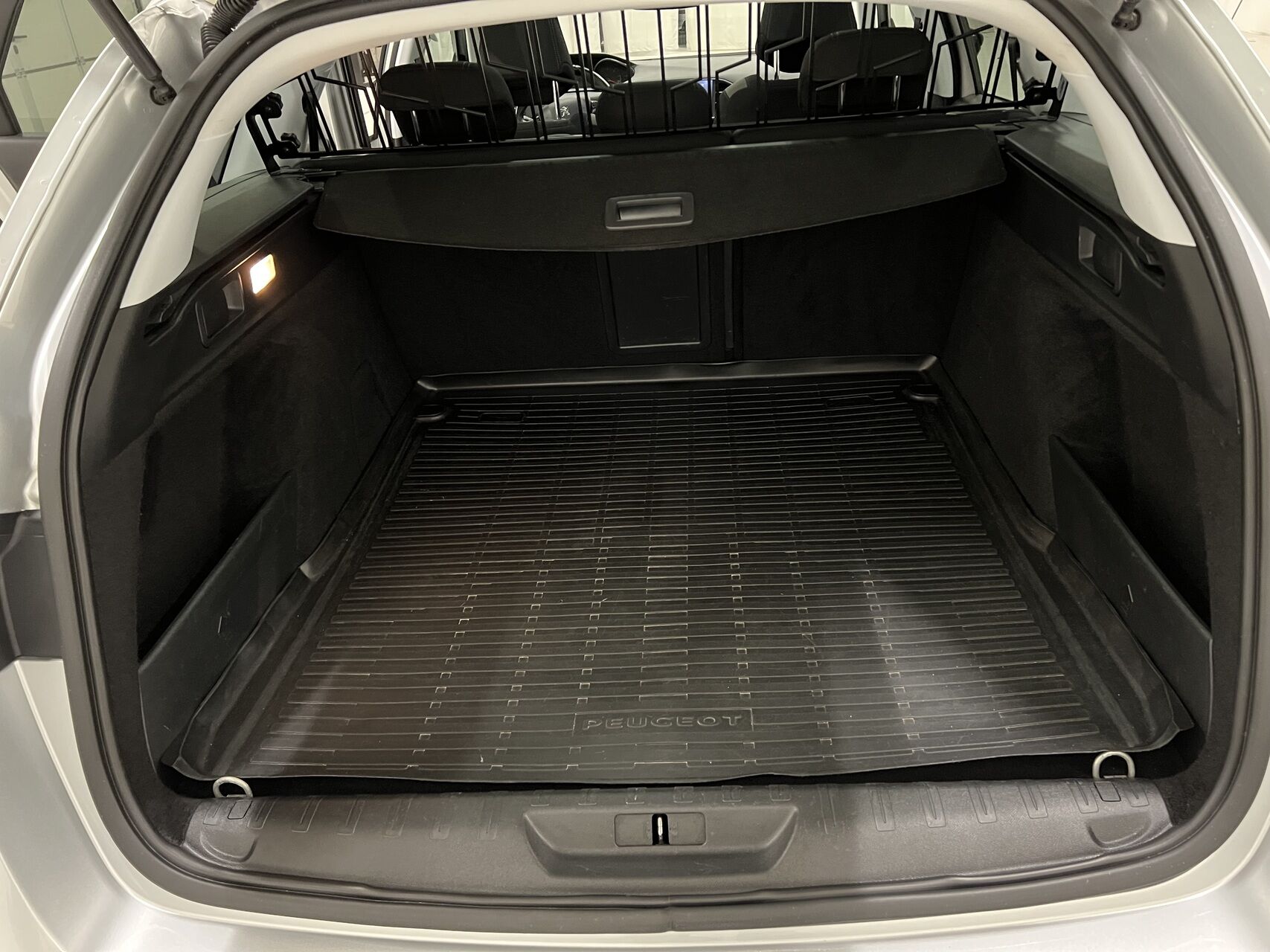 Billede af Peugeot 308 SW 1,6 BlueHDi Style 120HK Stc