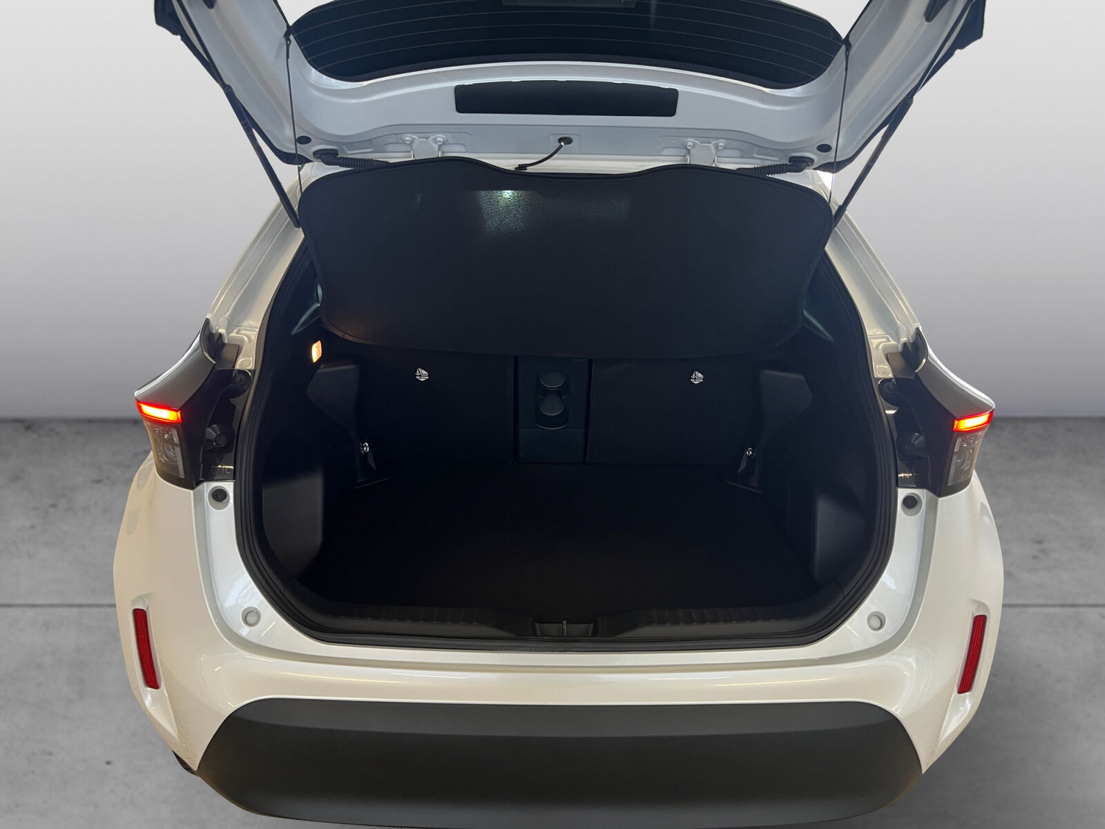 Billede af Toyota Yaris Cross 1,5 Hybrid Style Comfort 116HK 5d Trinl. Gear