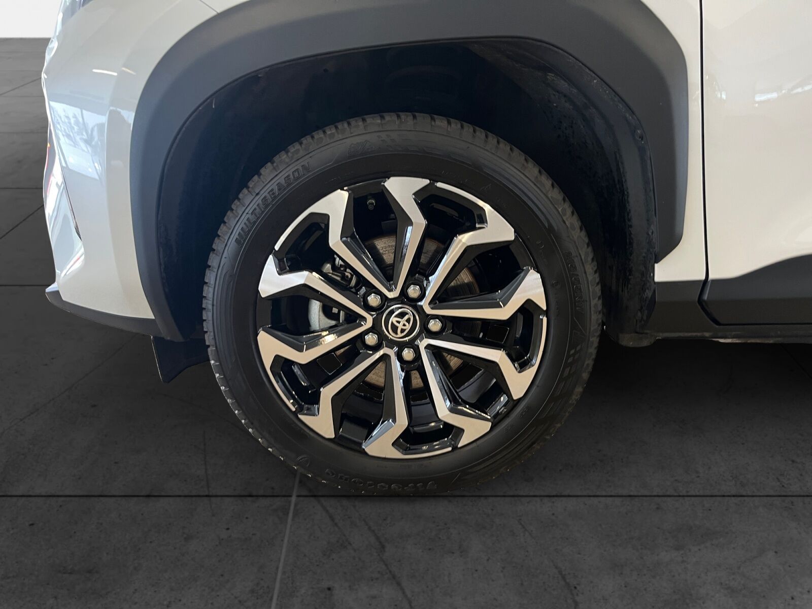 Billede af Toyota Yaris Cross 1,5 Hybrid Style Comfort 116HK 5d Trinl. Gear