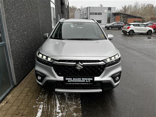 Suzuki S-Cross 1,5 Boosterjet  Hybrid Adventure Hybrid 4WD AGS 102HK 5d 6g Aut.