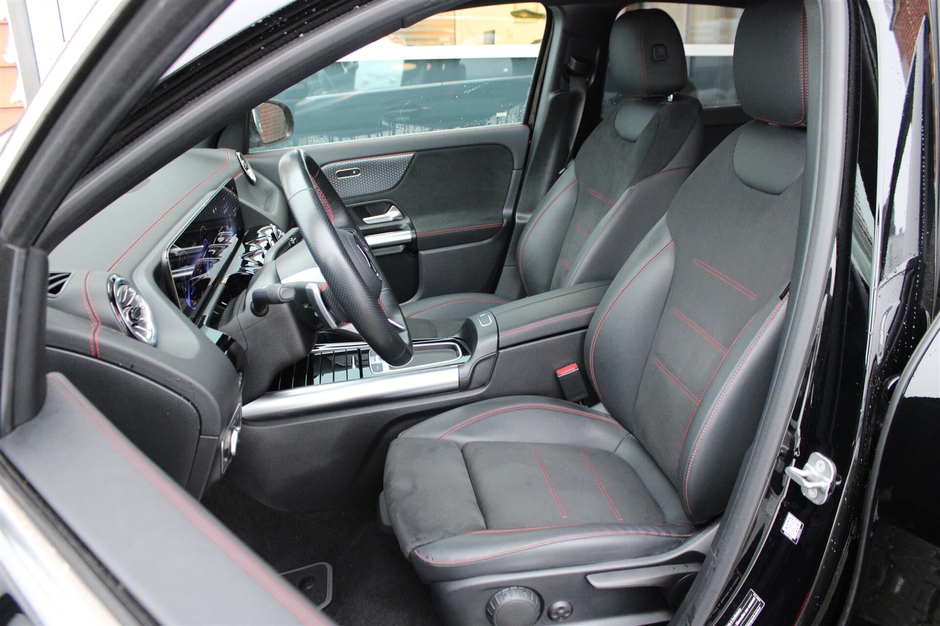 Billede af Mercedes-Benz EQA 350 EL AMG Advance 4Matic 292HK 5d Aut.