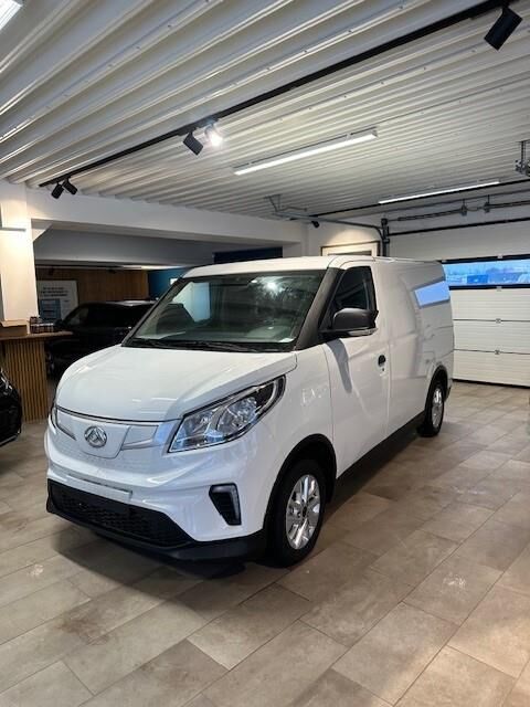 Billede af Maxus e-Deliver 3 SWB 50,2 kWh EL 160HK Van Aut.