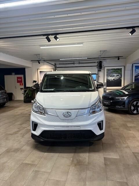 Billede af Maxus e-Deliver 3 SWB 50,2 kWh EL 160HK Van Aut.