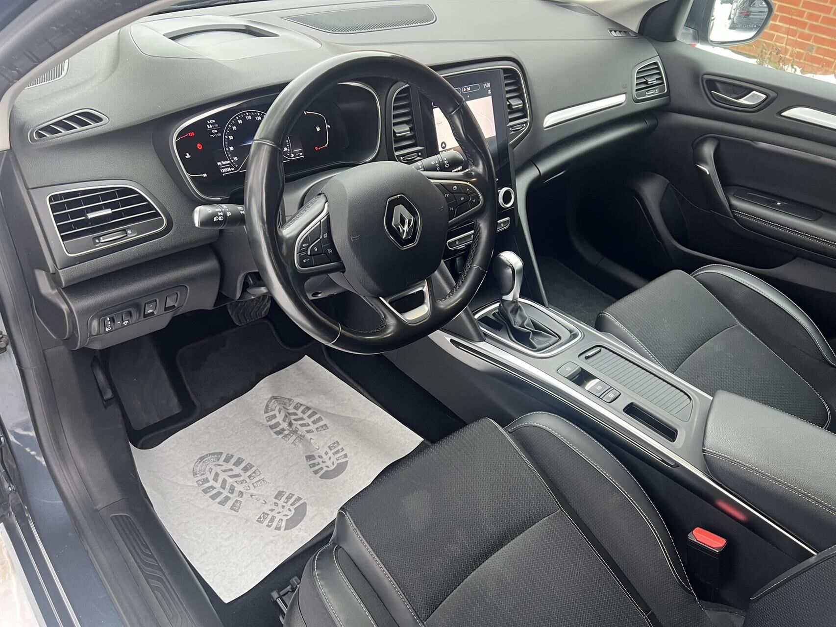 Billede af Renault Mégane Sport Tourer 1,5 Blue DCi Intens EDC 115HK Stc 7g Aut.