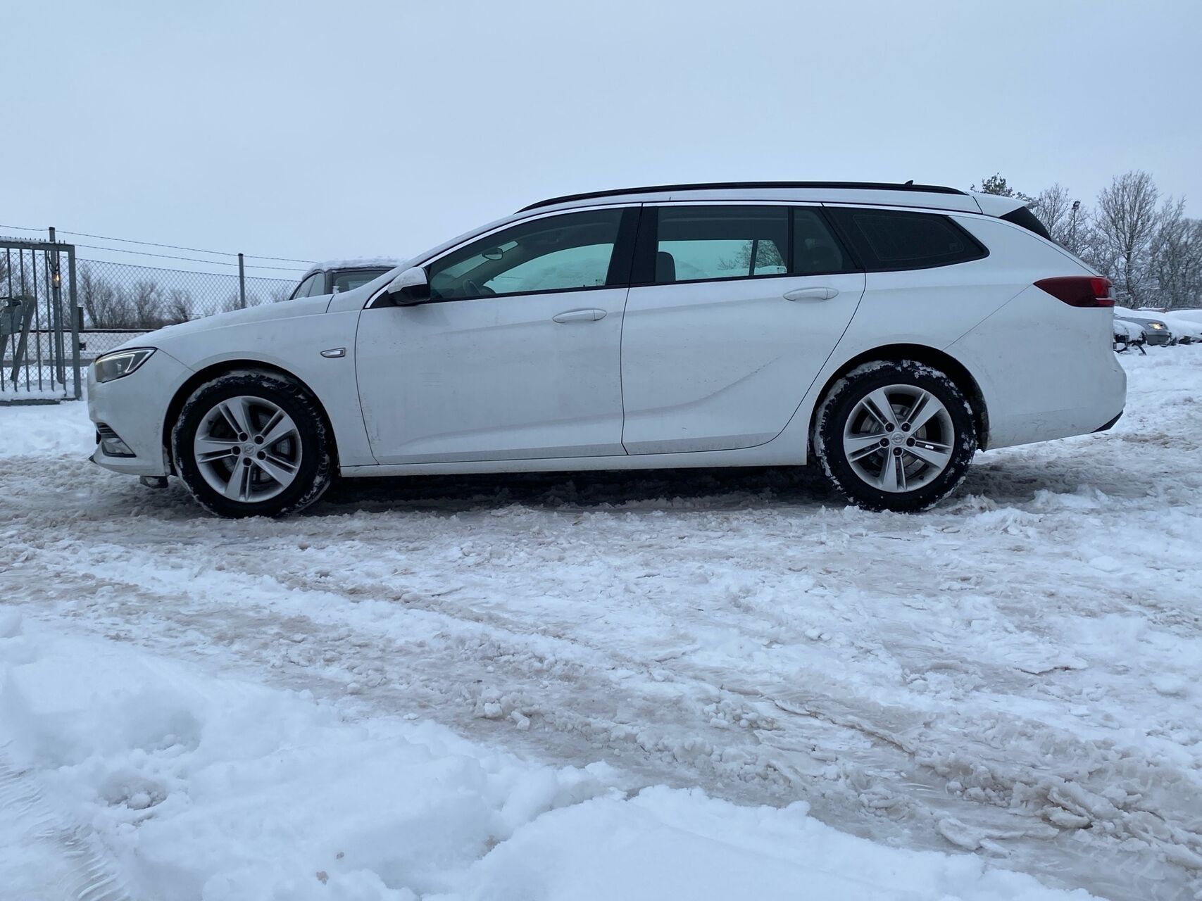 Billede af Opel Insignia Sports Tourer 1,6 CDTI Edition 136HK Stc 6g Aut.