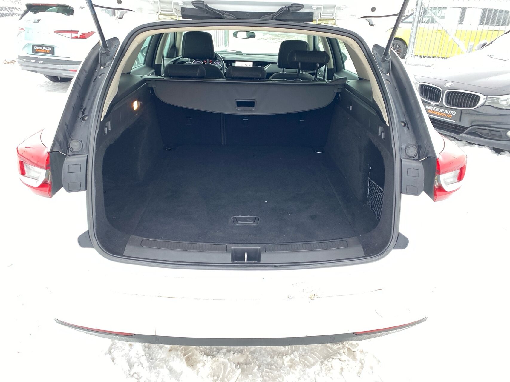 Billede af Opel Insignia Sports Tourer 1,6 CDTI Edition 136HK Stc 6g Aut.