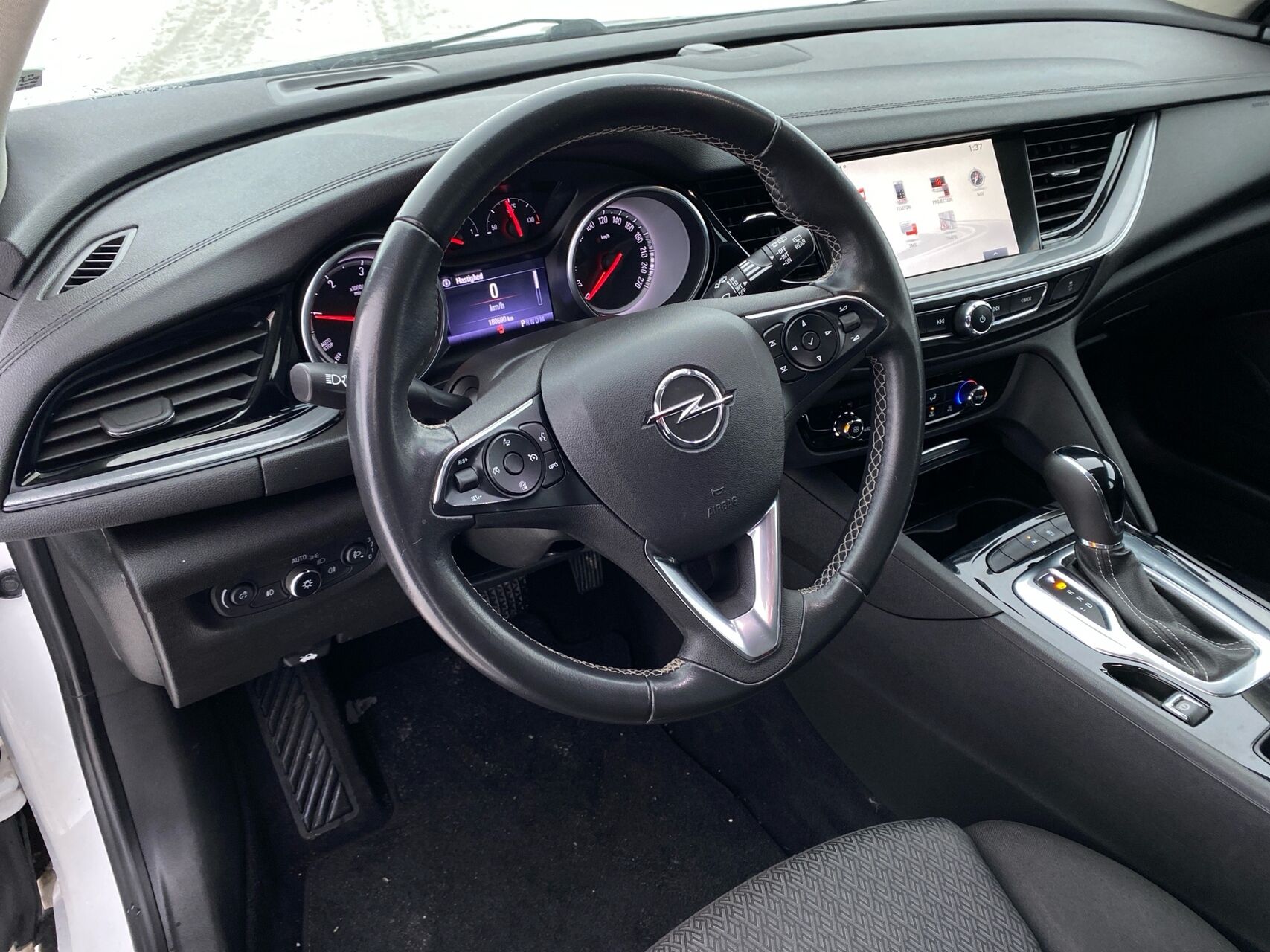 Billede af Opel Insignia Sports Tourer 1,6 CDTI Edition 136HK Stc 6g Aut.