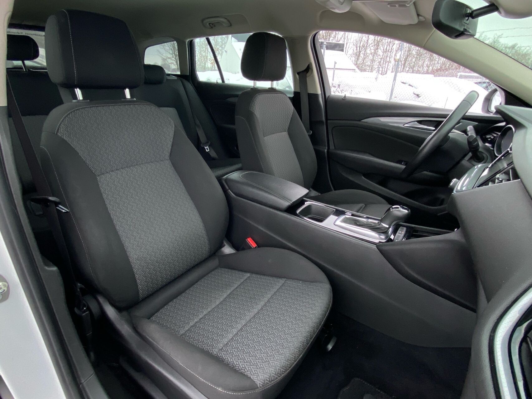 Billede af Opel Insignia Sports Tourer 1,6 CDTI Edition 136HK Stc 6g Aut.