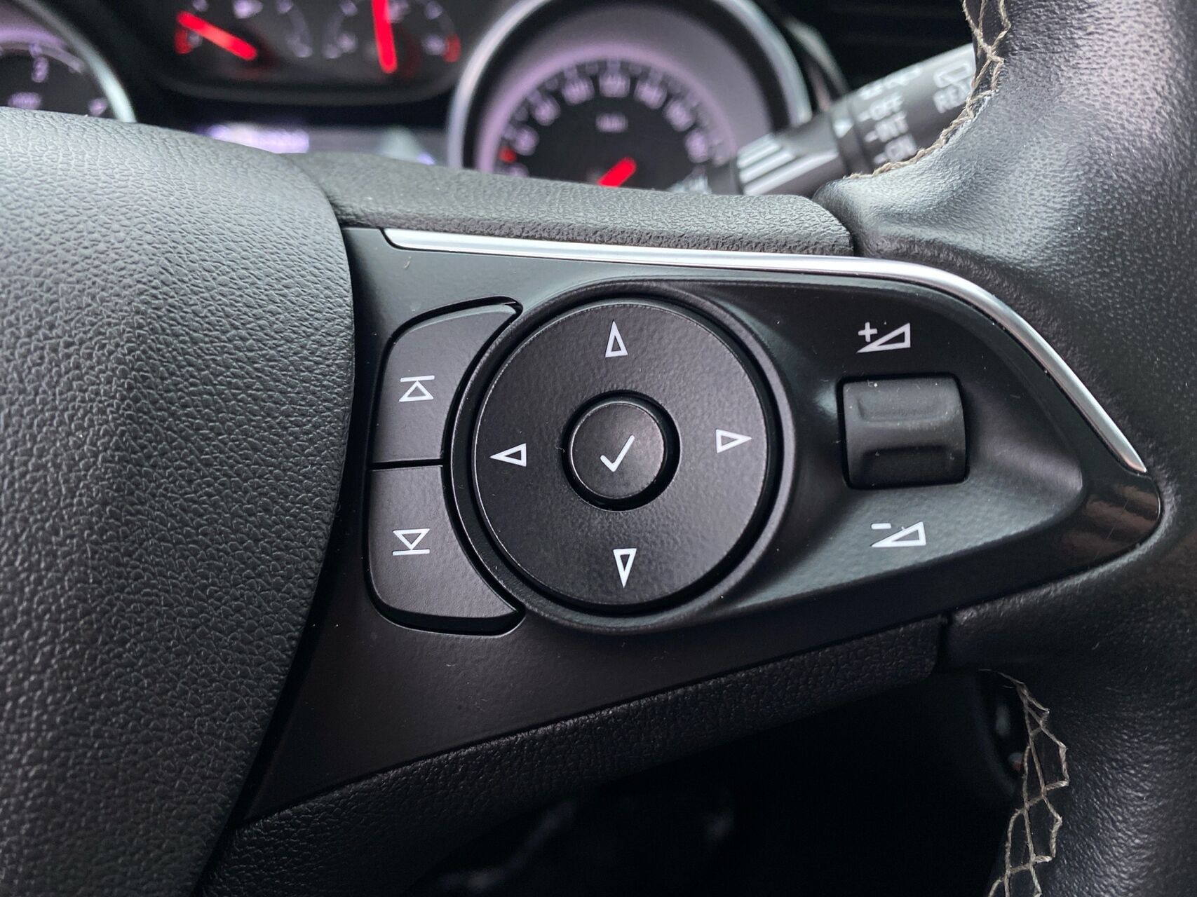 Billede af Opel Insignia Sports Tourer 1,6 CDTI Edition 136HK Stc 6g Aut.