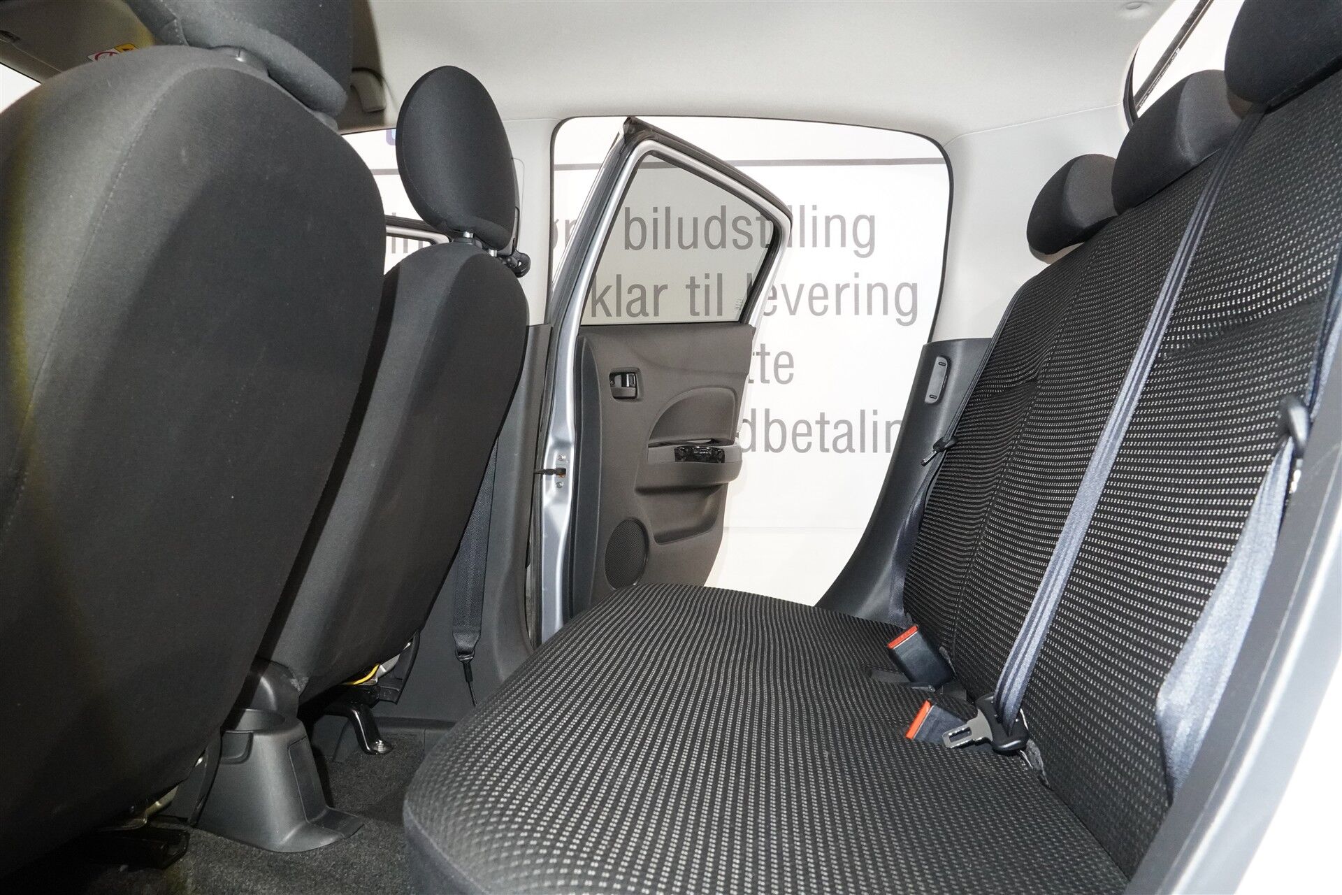 Billede af Mitsubishi Space Star 1,2 Inbeat 80HK 5d