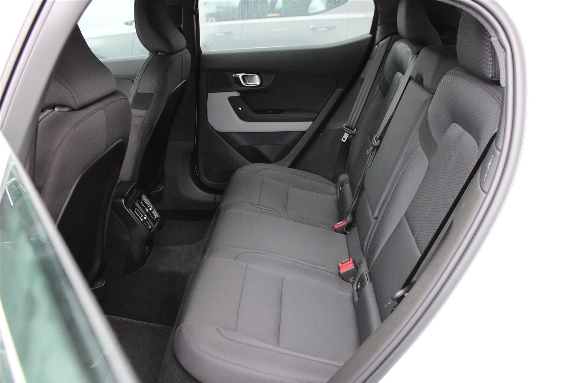 Billede af Polestar 2 EL Long range Single motor 231HK 5d Aut.