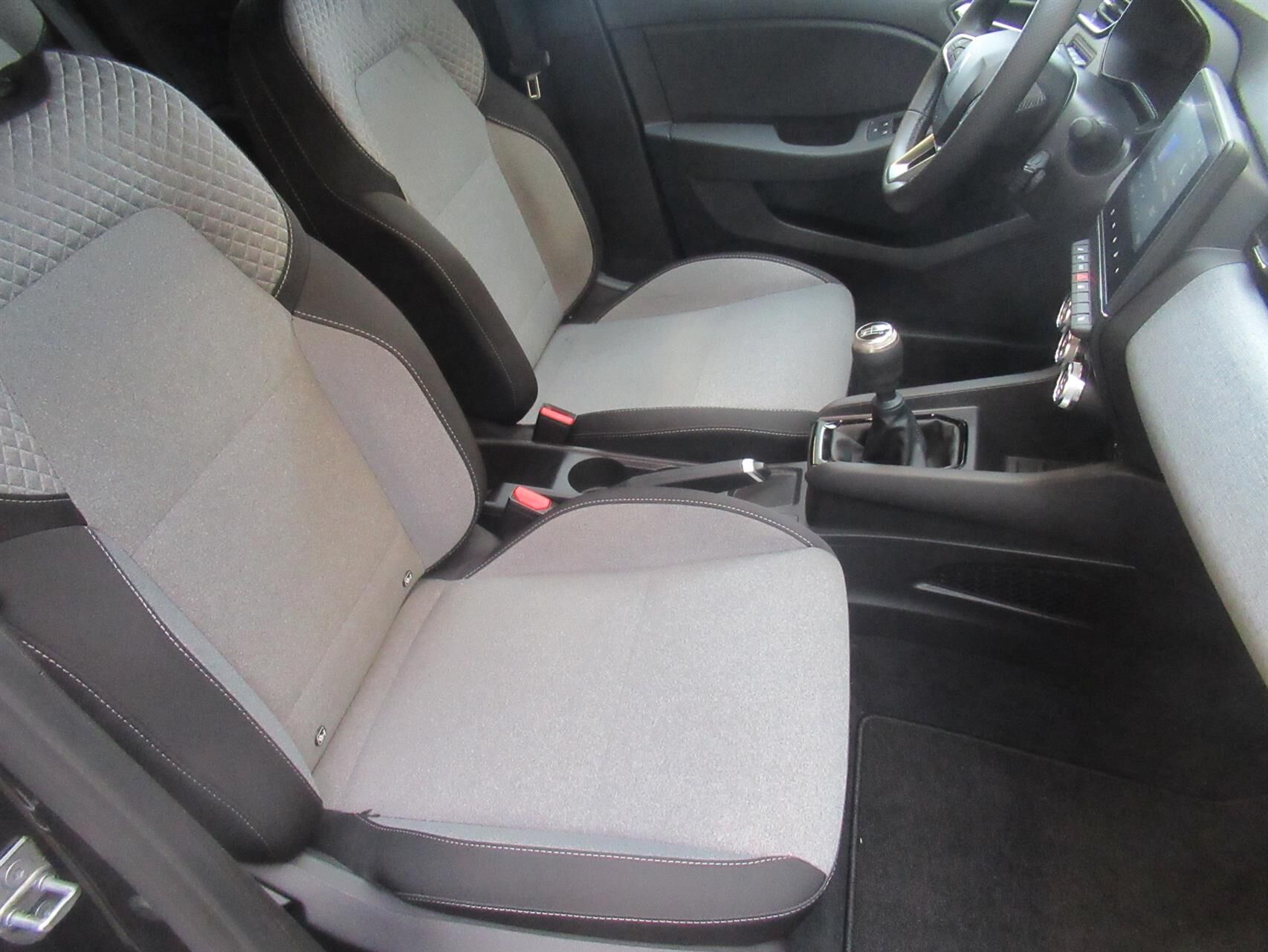 Billede af Renault Clio 1,0 TCE Evolution 90HK 5d 6g