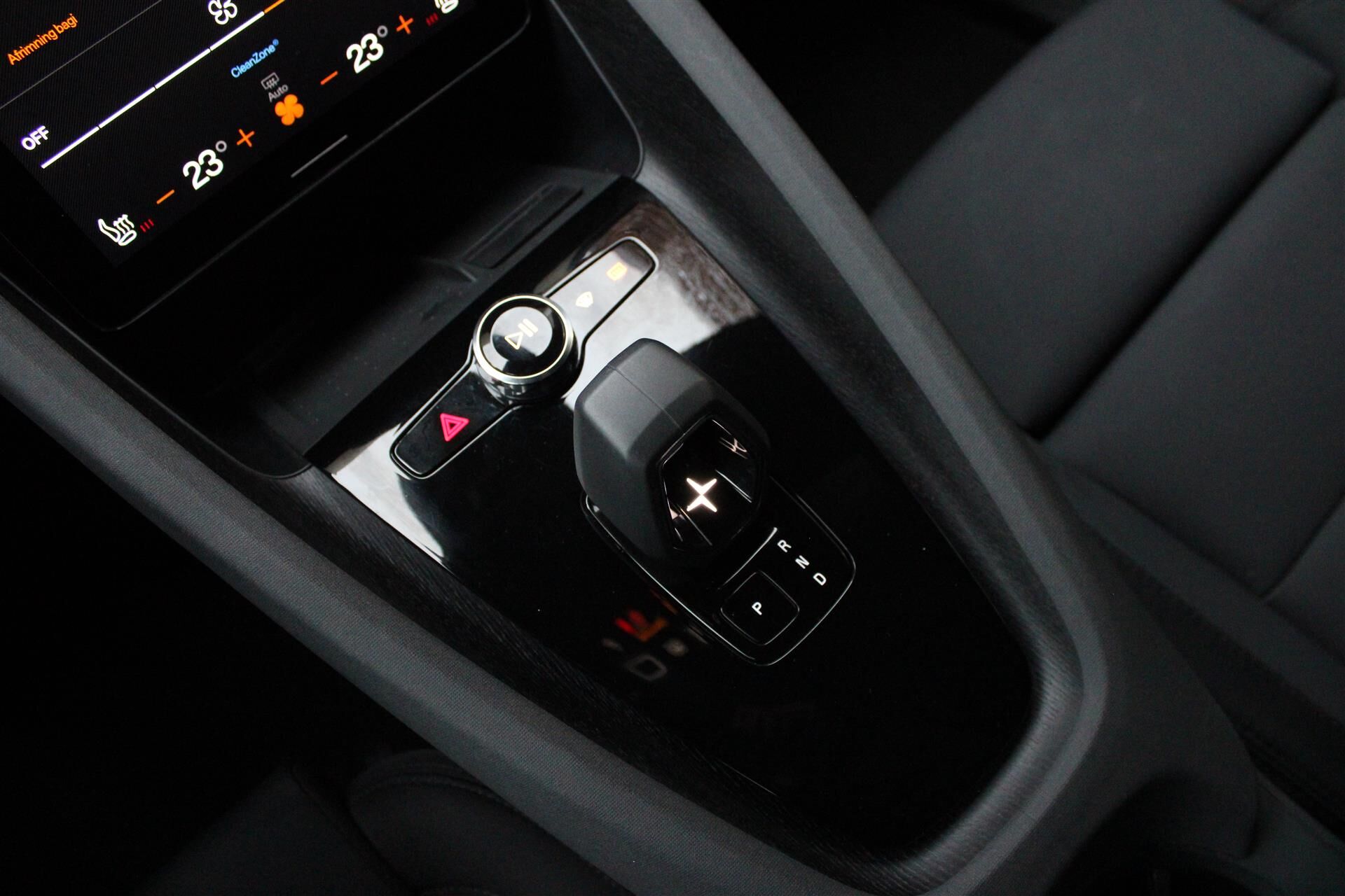 Billede af Polestar 2 EL Long range Single motor 231HK 5d Aut.