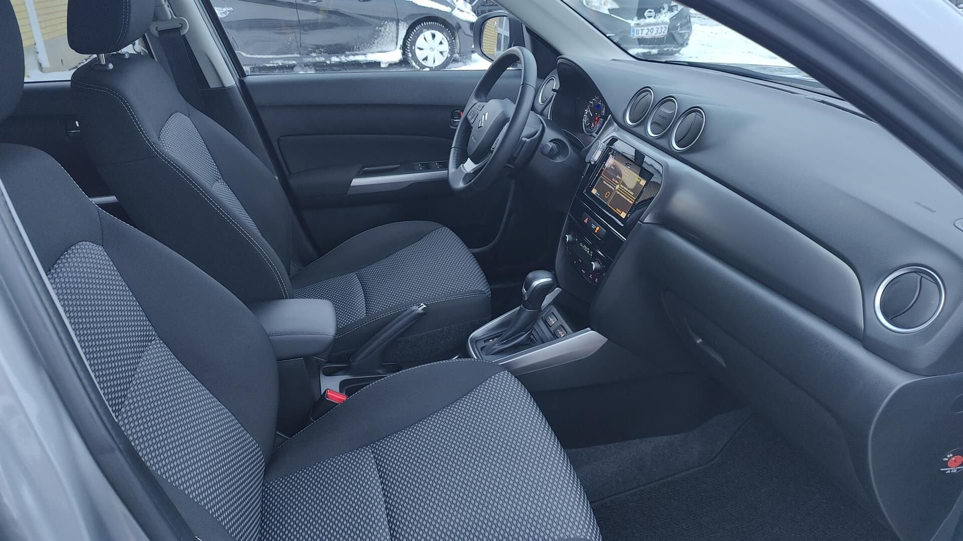 Billede af Suzuki Vitara 1,5 Hybrid Active AGS 102HK 5d 6g Aut.