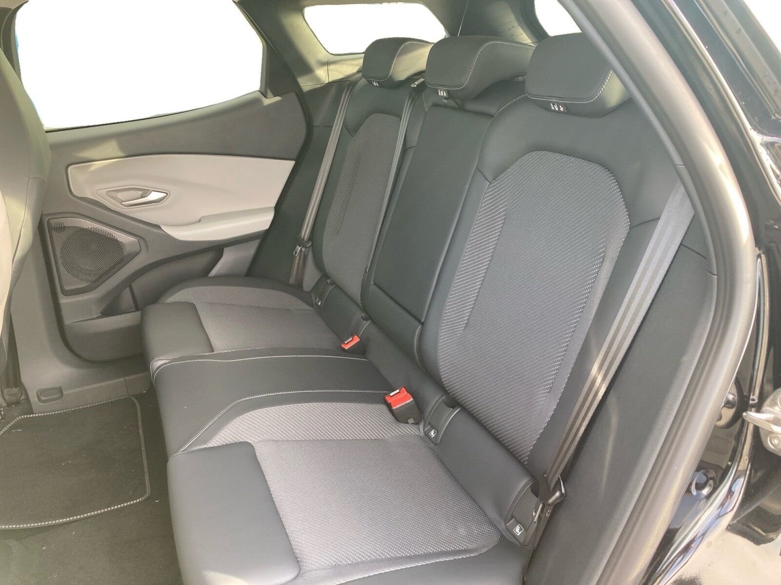 Billede af Ford Explorer EL UR Select RWD 286HK 5d Aut.