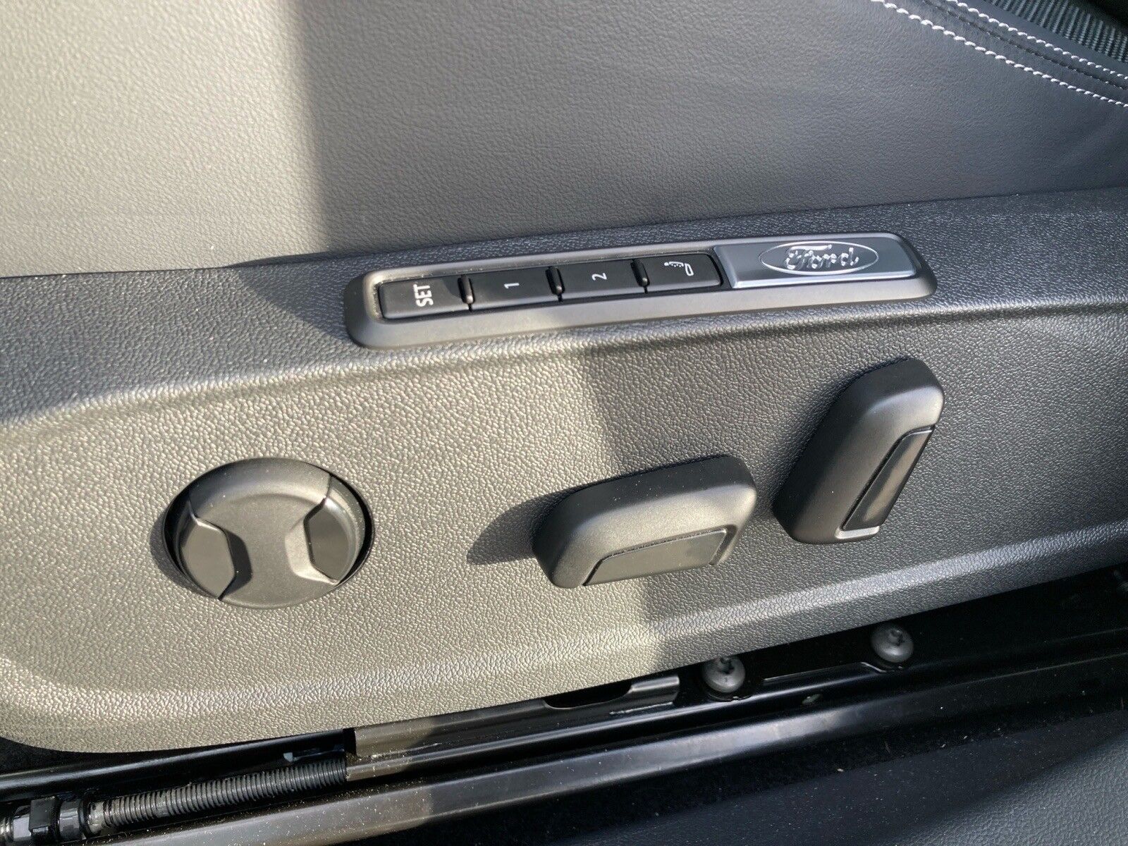 Billede af Ford Explorer EL UR Select RWD 286HK 5d Aut.