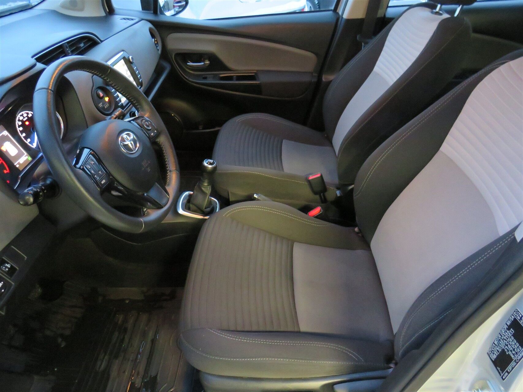 Billede af Toyota Yaris 1,0 VVT-I T2 72HK 5d