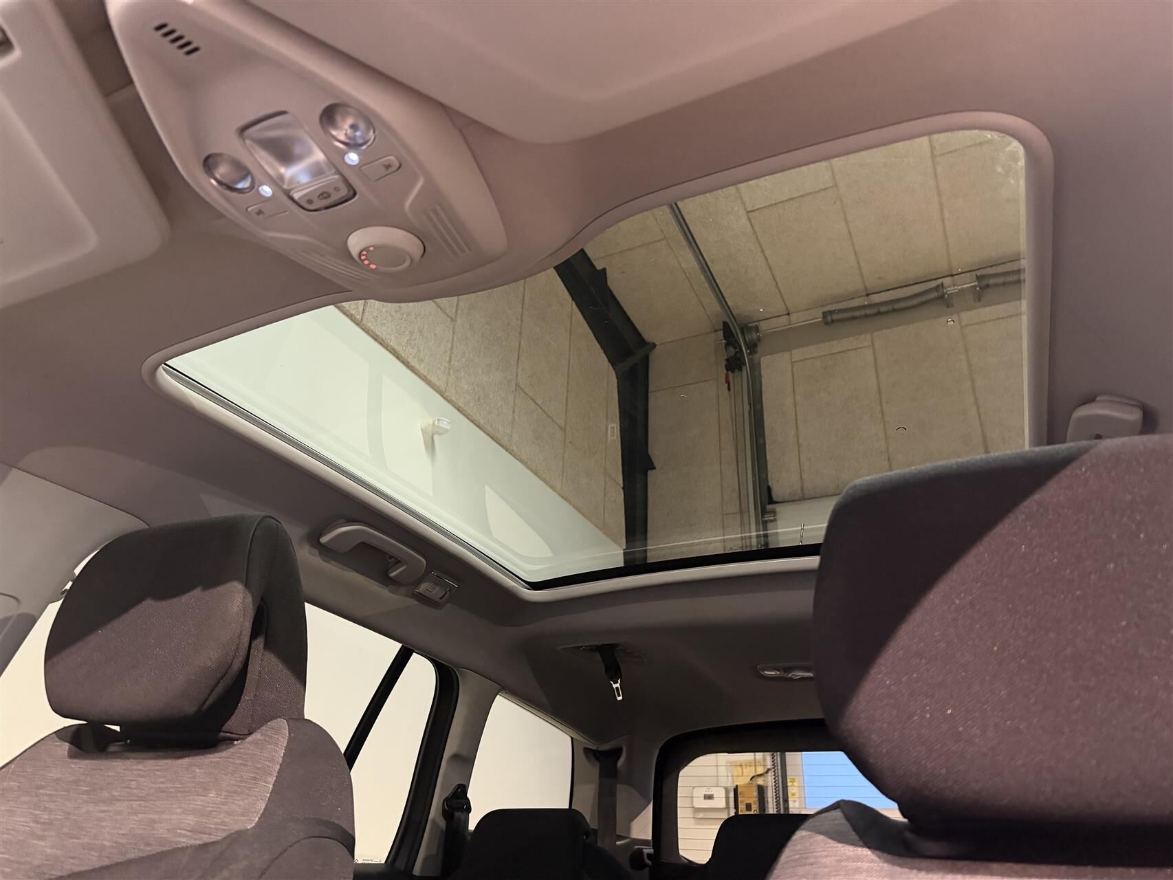 Billede af Citroën Grand C4 SpaceTourer 1,2 PureTech Intensive+ EAT8 130HK 8g Aut.