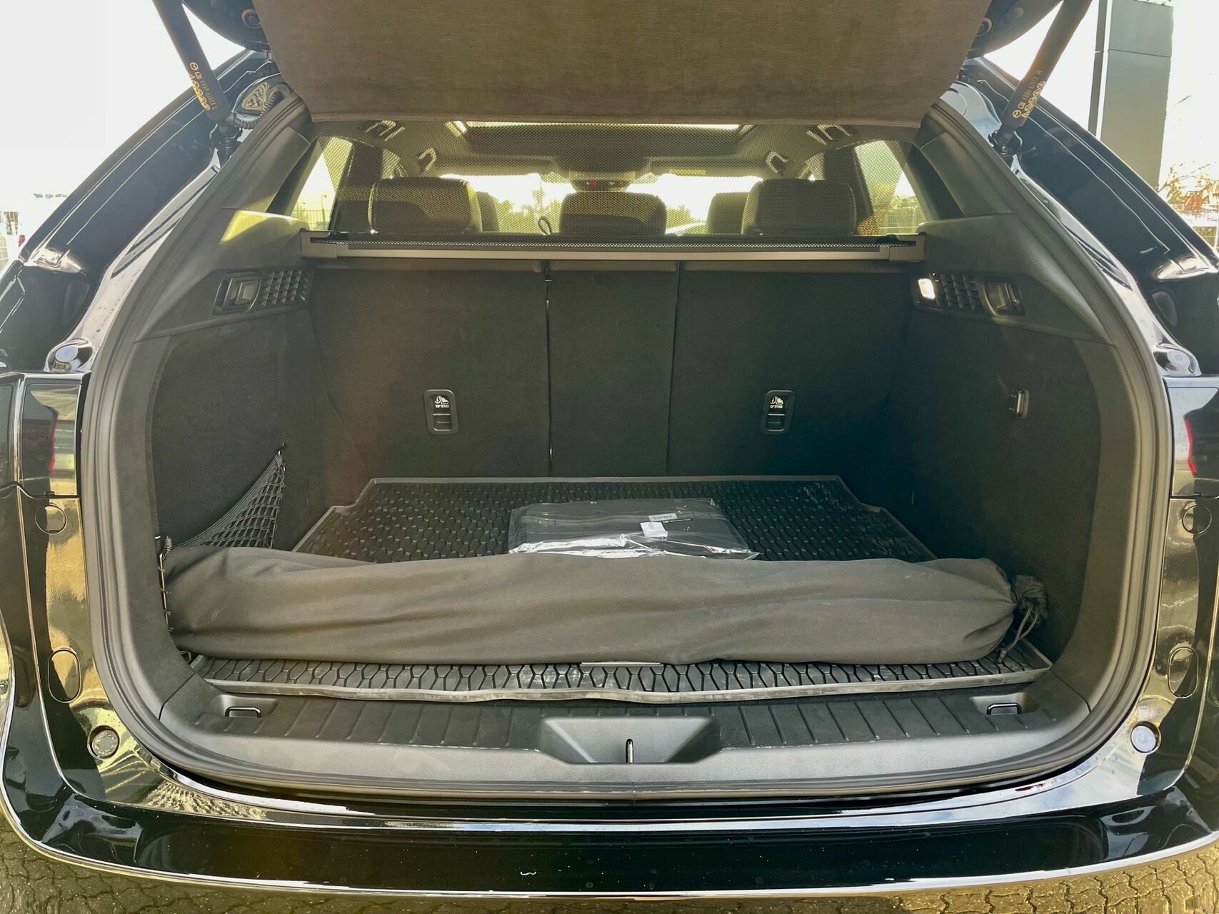 Billede af Mazda CX-60 2,5 e-Skyactiv  Plugin-hybrid Homura Plus AWD 327HK 5d 8g Aut.