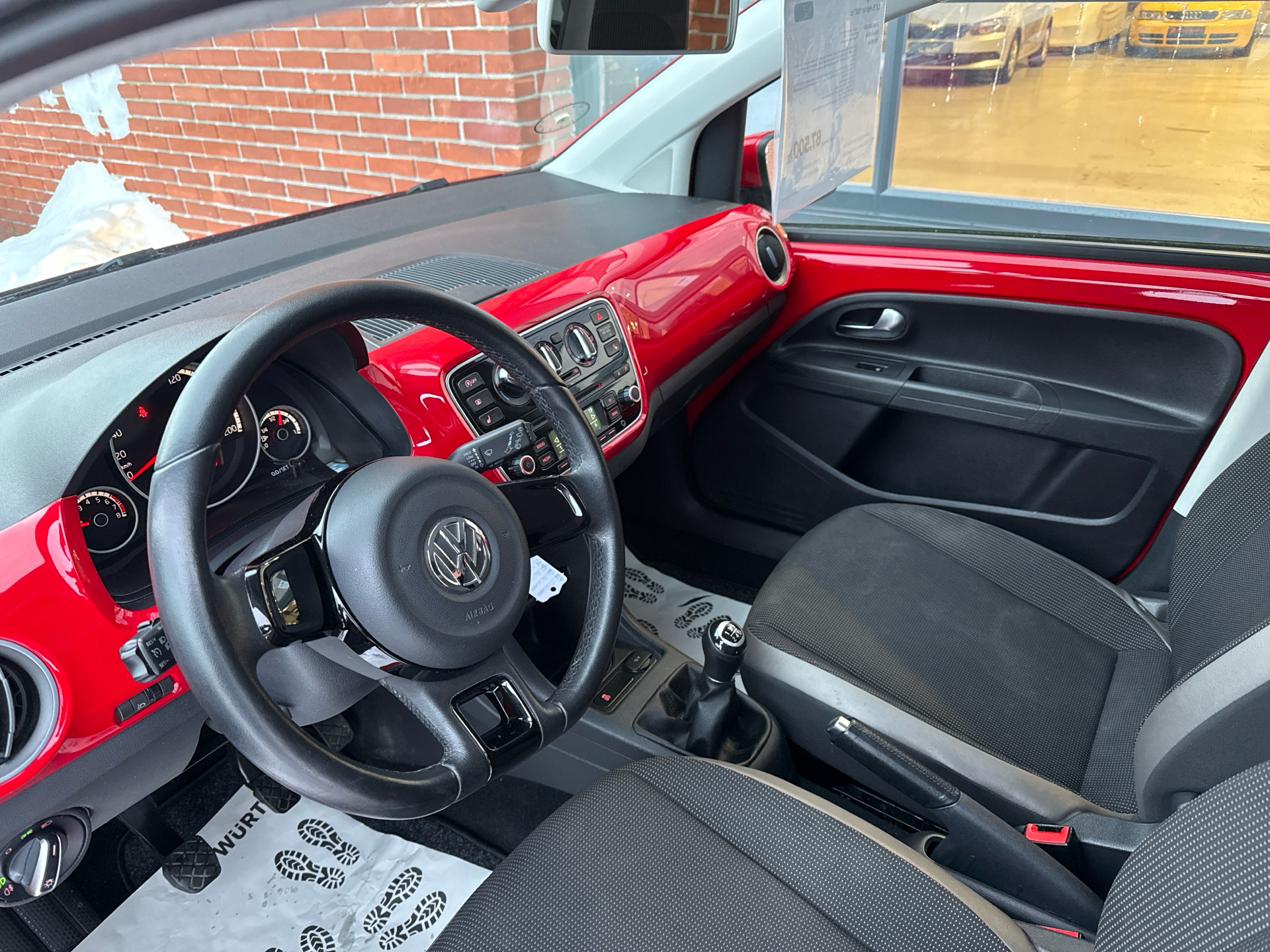 Billede af VW up 1,0 MPI BMT High 75HK 5d