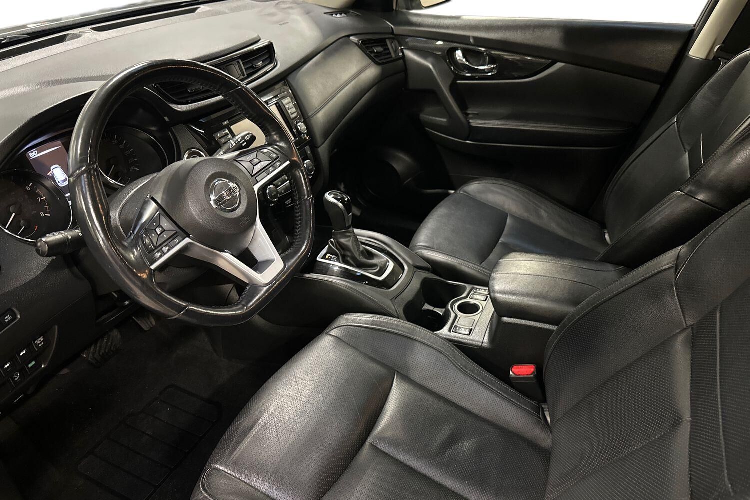 Billede af Nissan X-Trail 7 pers. 1,3 Dig-T Tekna DCT 160HK 5d 6g Aut.