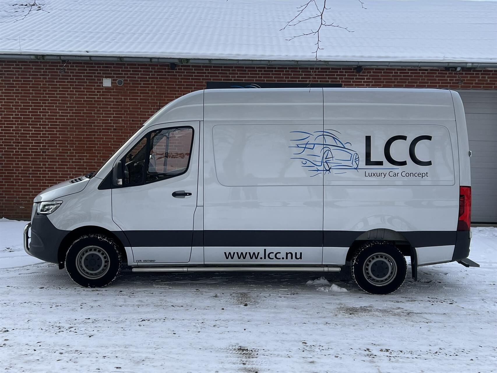 Billede af Mercedes-Benz Sprinter 317 2,0 CDI A2 H2 RWD 9G-Tronic 170HK Van Aut.