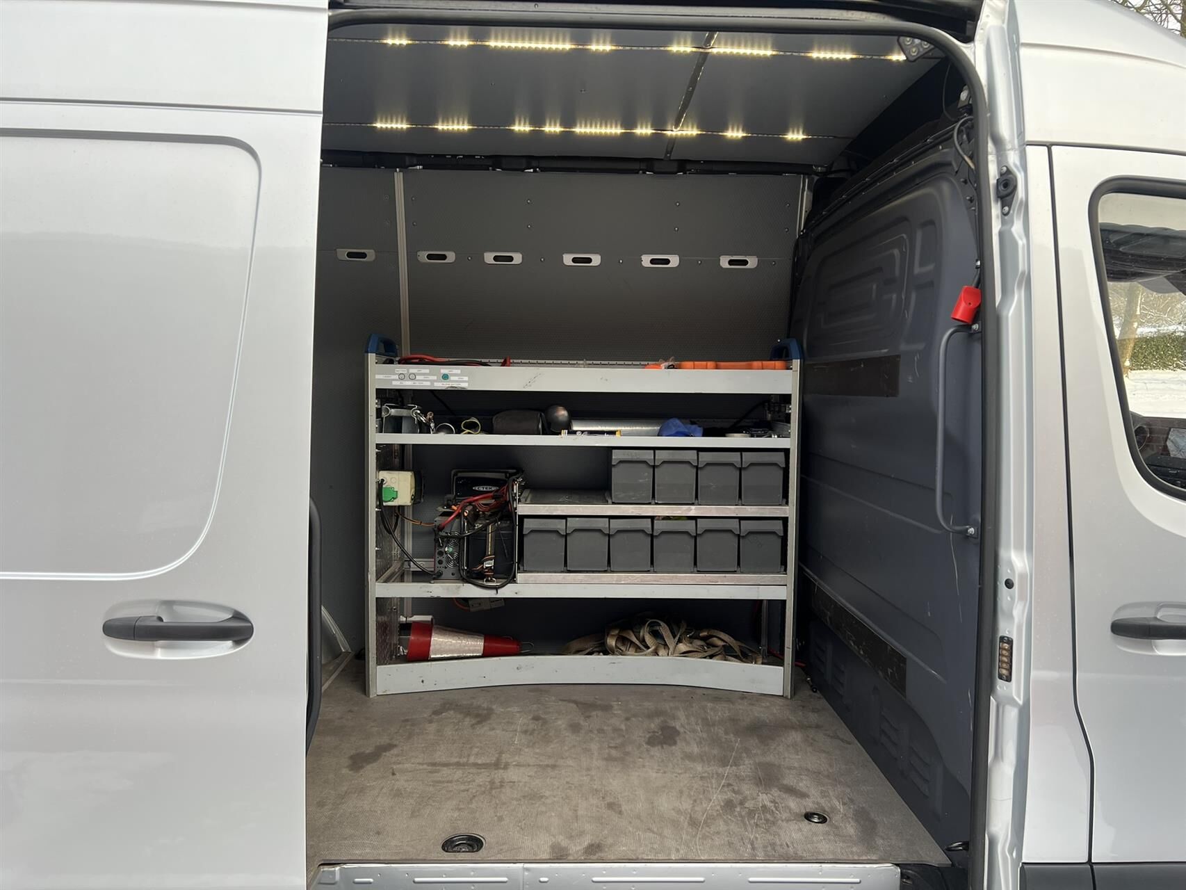 Billede af Mercedes-Benz Sprinter 317 2,0 CDI A2 H2 RWD 9G-Tronic 170HK Van Aut.