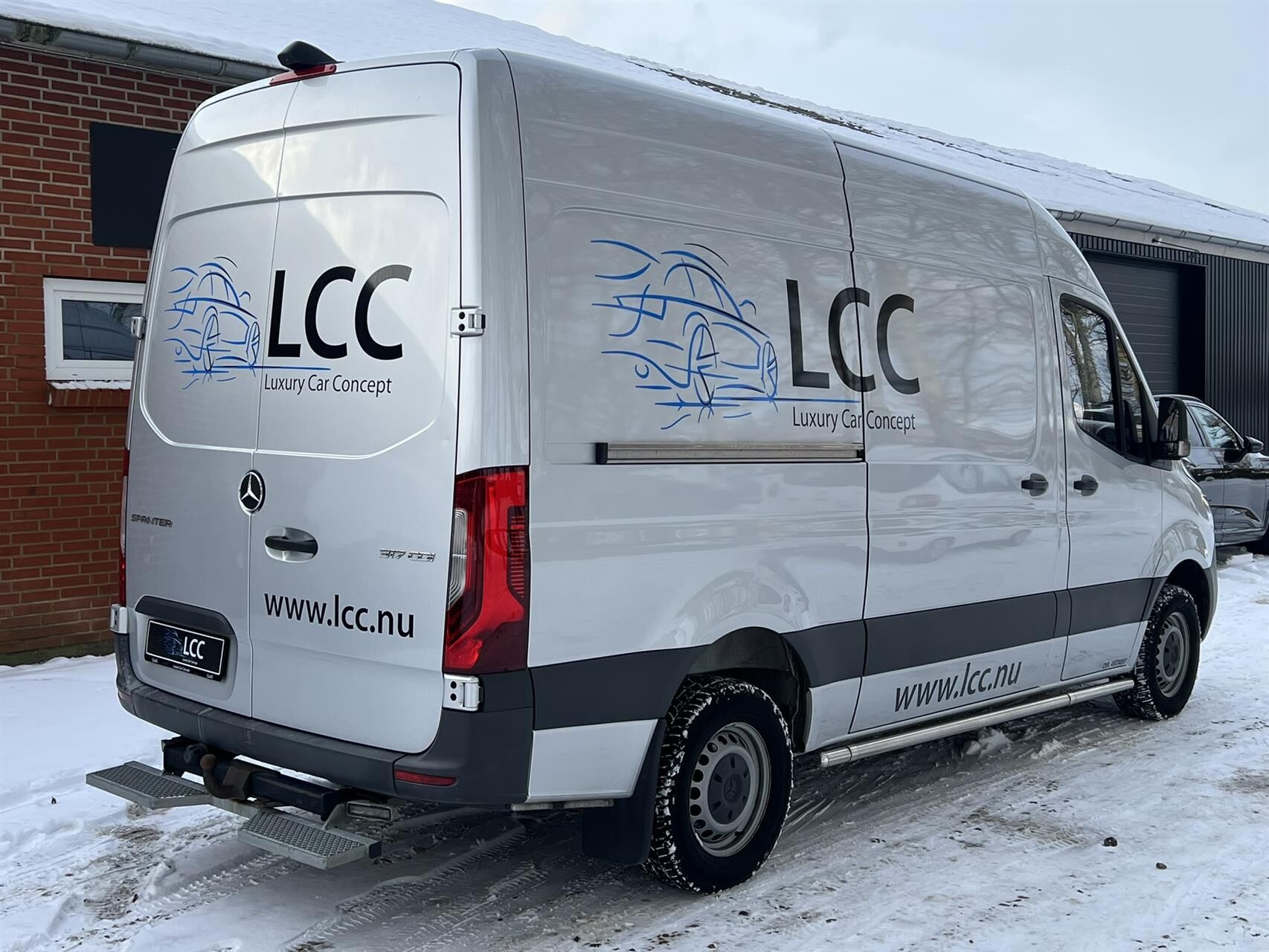 Billede af Mercedes-Benz Sprinter 317 2,0 CDI A2 H2 RWD 9G-Tronic 170HK Van Aut.