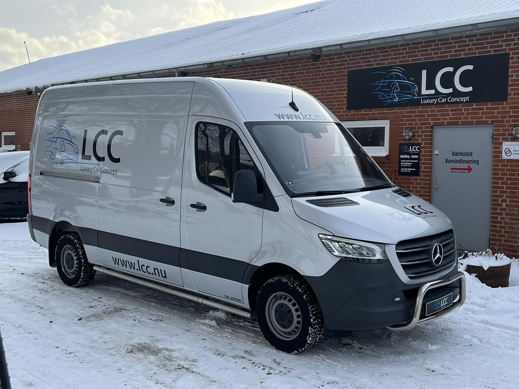 Billede af Mercedes-Benz Sprinter 317 2,0 CDI A2 H2 RWD 9G-Tronic 170HK Van Aut.