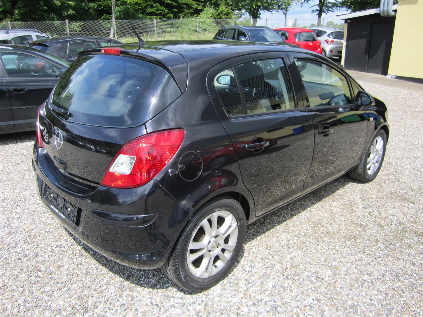 Billede af Opel Corsa 1,4 Twinport Edition 100 90HK 5d