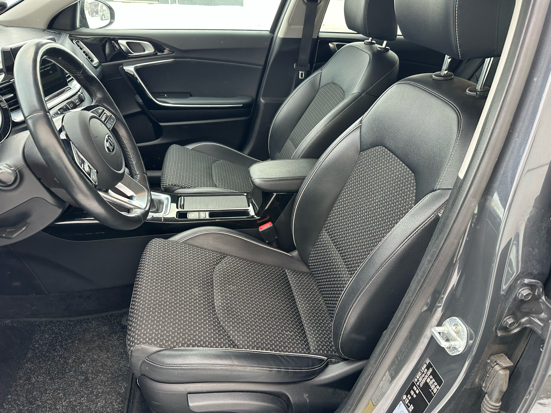 Billede af Kia Ceed SW 1,4 T-GDI Intro Edition DCT 140HK Stc 7g Aut.