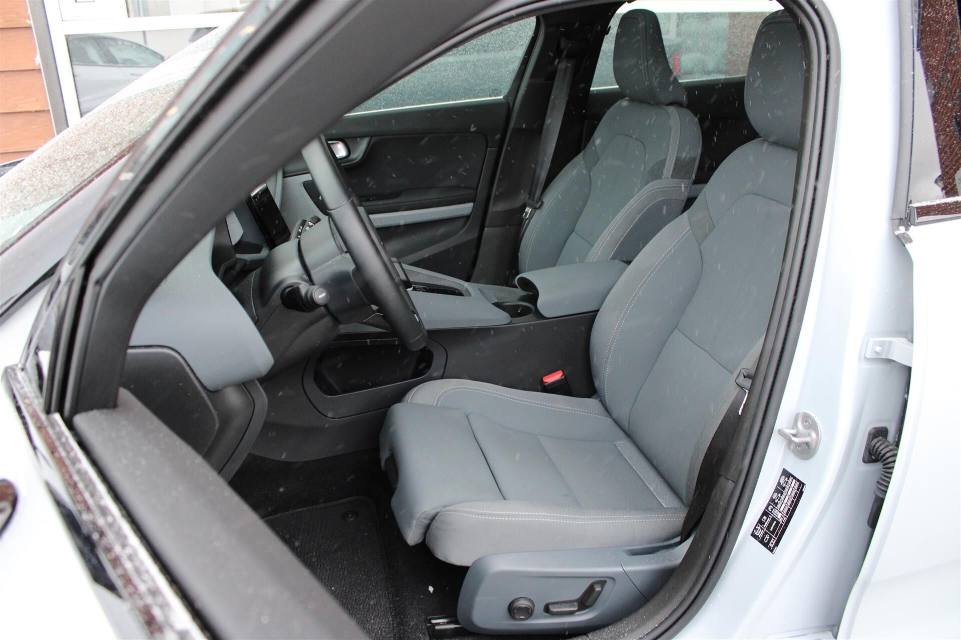 Billede af Polestar 2 EL Long Range Dual motor AWD 421HK 5d Aut.