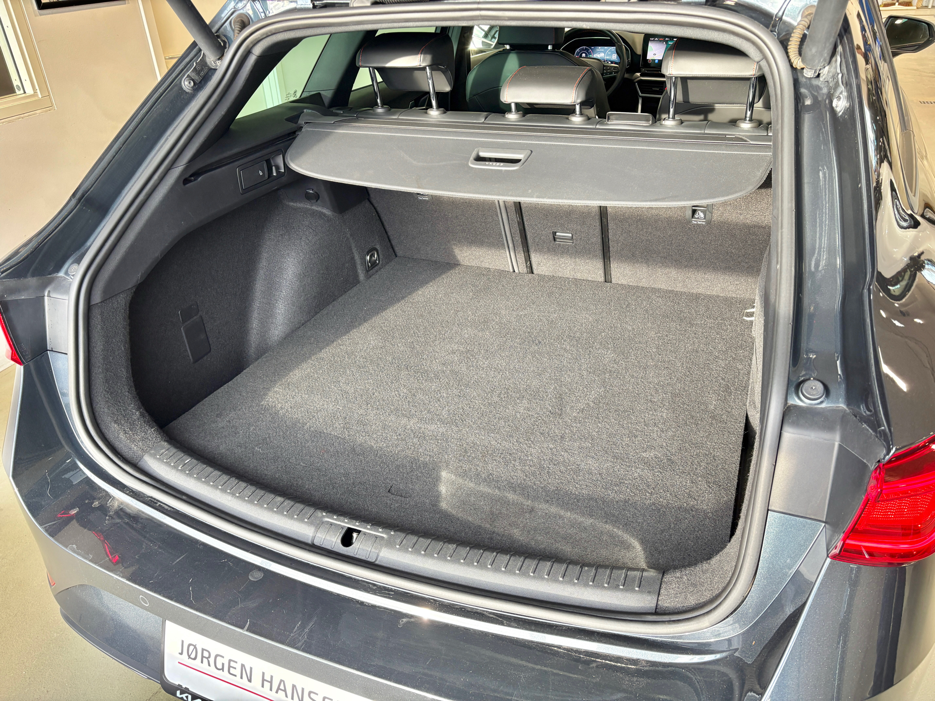 Billede af Seat Leon Sportstourer 1,4 e-Hybrid FR DSG 204HK Stc 6g Aut.