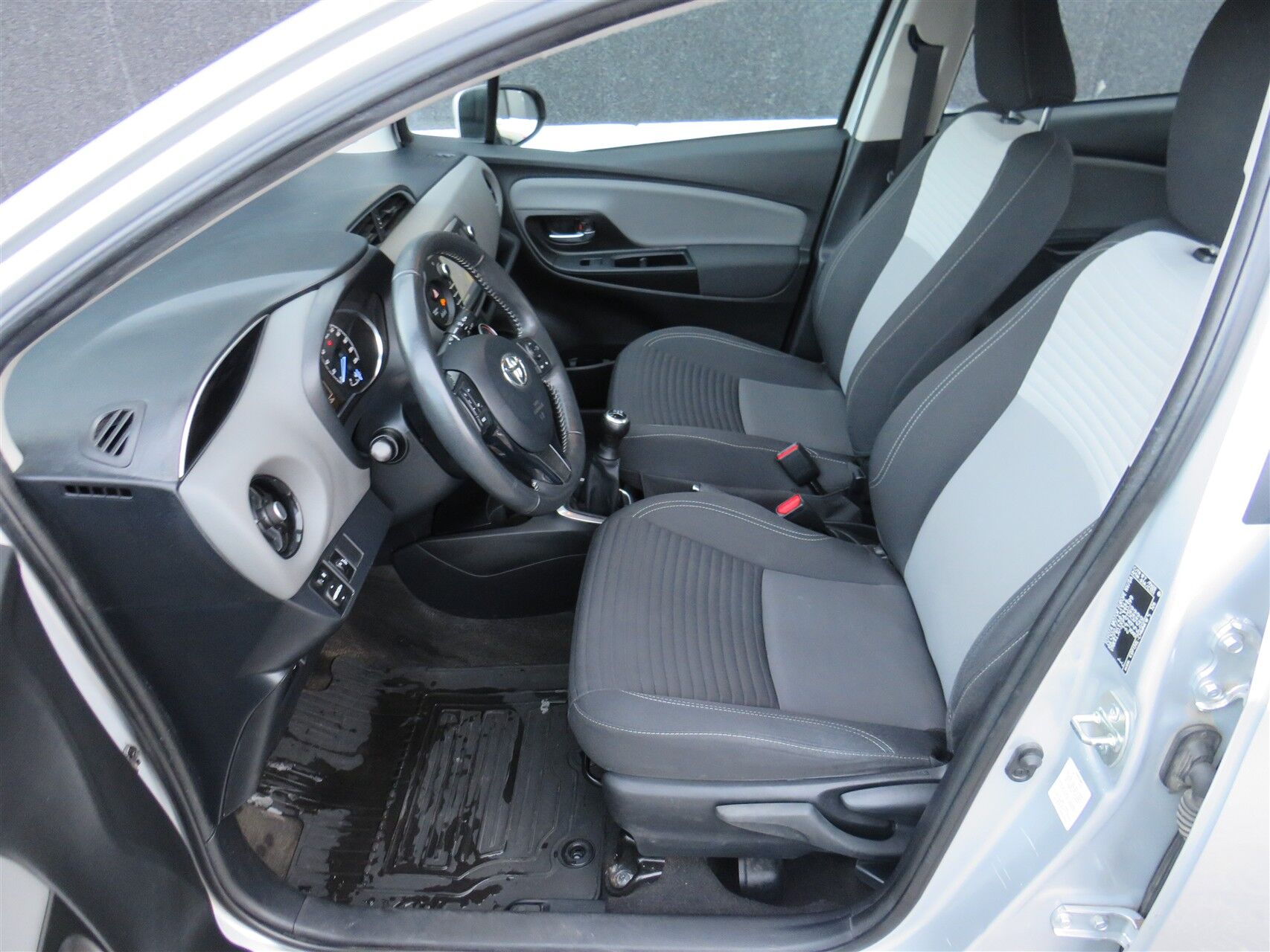 Billede af Toyota Yaris 1,0 VVT-I T2 72HK 5d