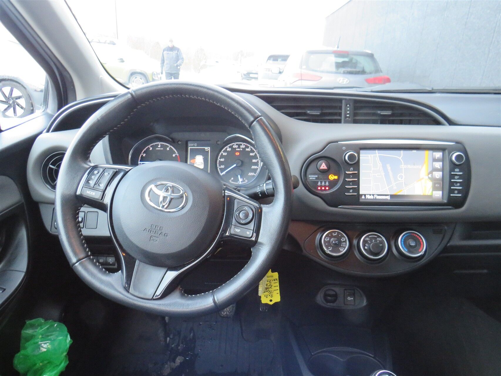 Billede af Toyota Yaris 1,0 VVT-I T2 72HK 5d
