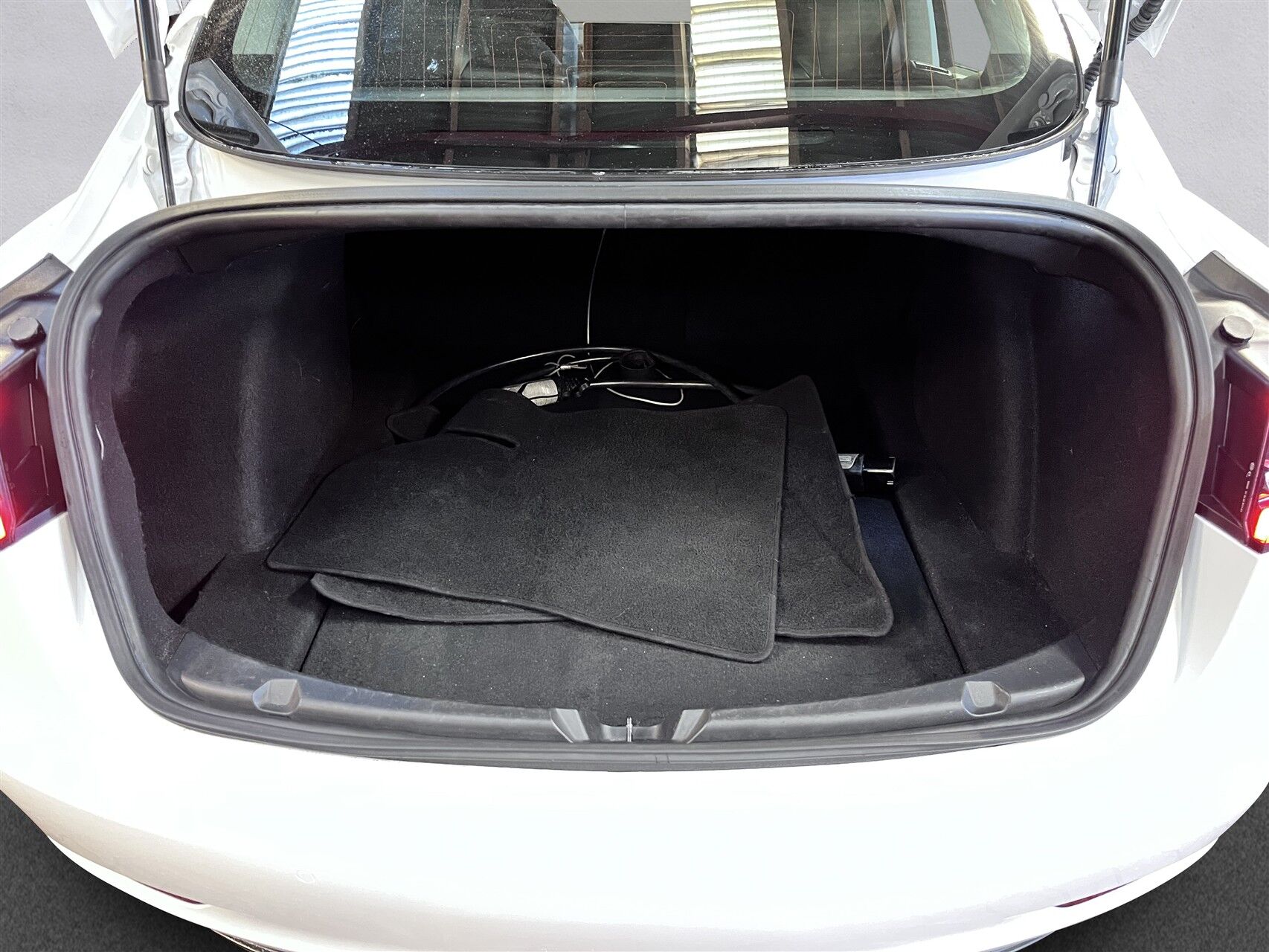 Billede af Tesla Model 3 EL Standard Range Plus 325HK Aut.