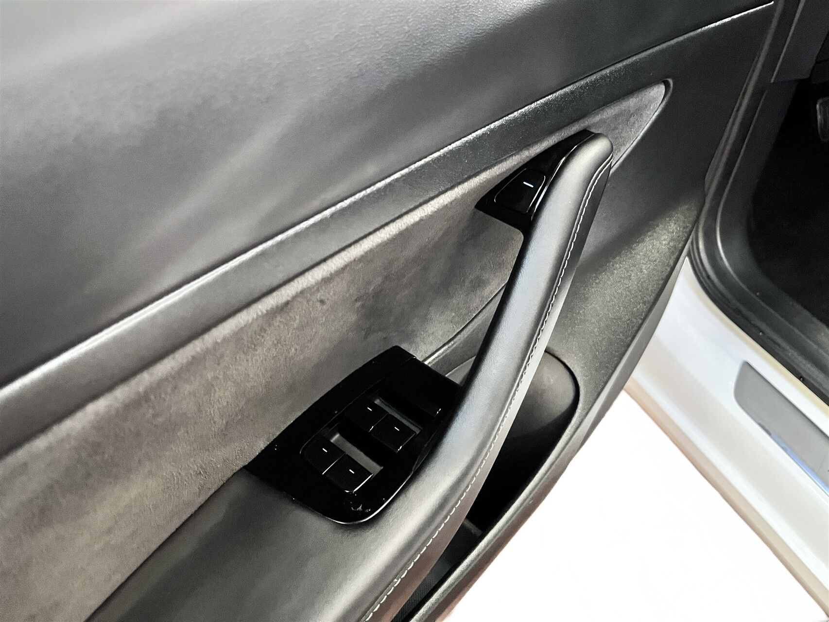 Billede af Tesla Model 3 EL Standard Range Plus 325HK Aut.