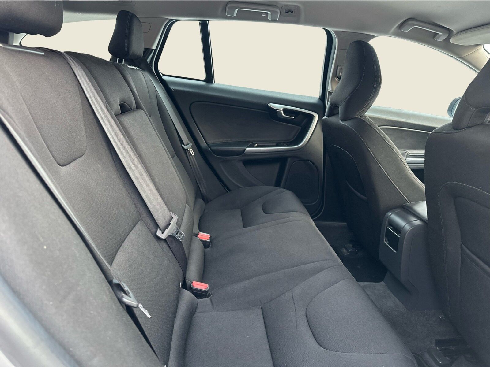 Billede af Volvo V60 1,6 D2 DRIVe-E Base 115HK Stc 6g