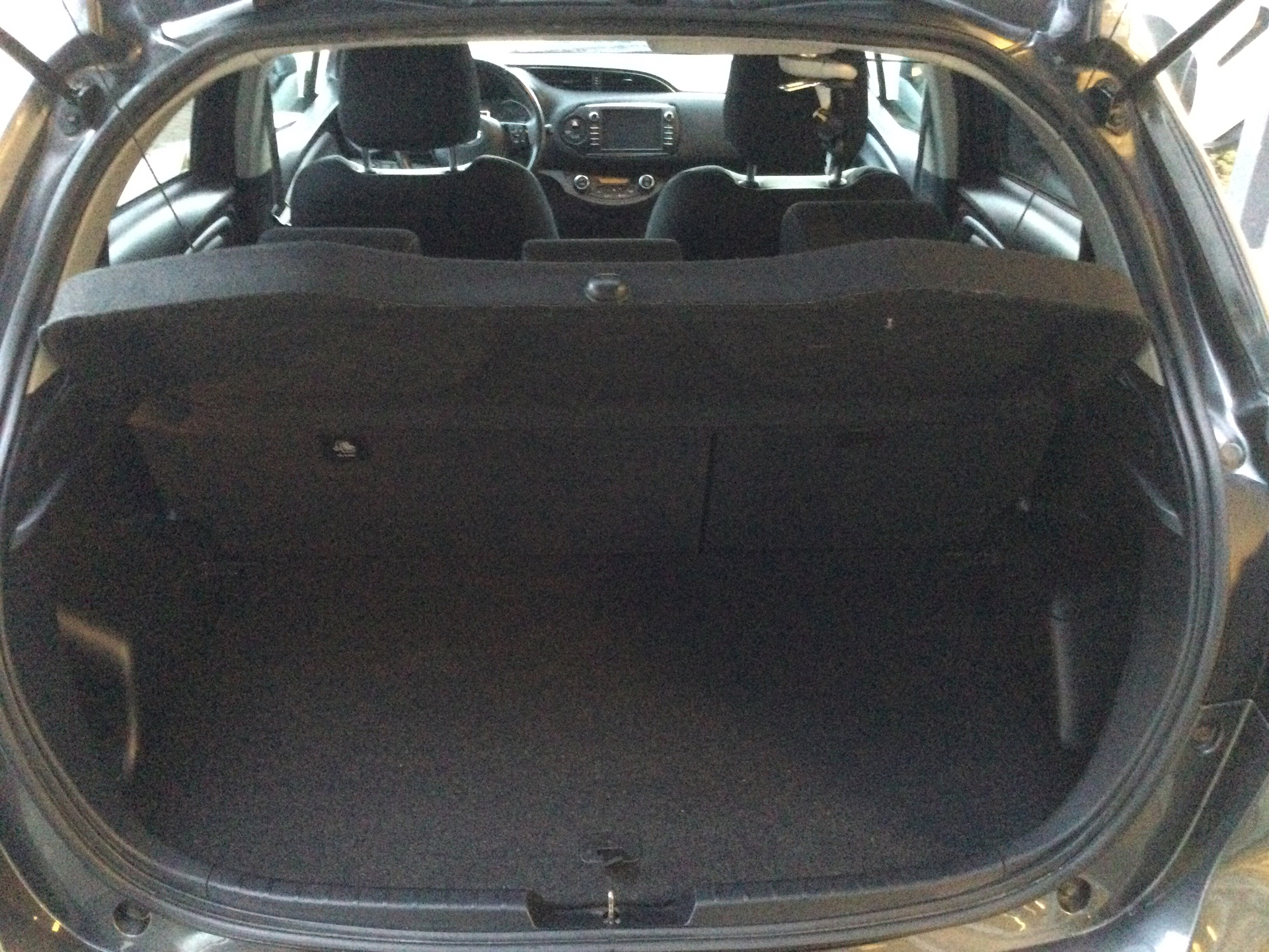 Billede af Toyota Yaris 1,5 Hybrid H2 Premium E-CVT 100HK 5d Trinl. Gear