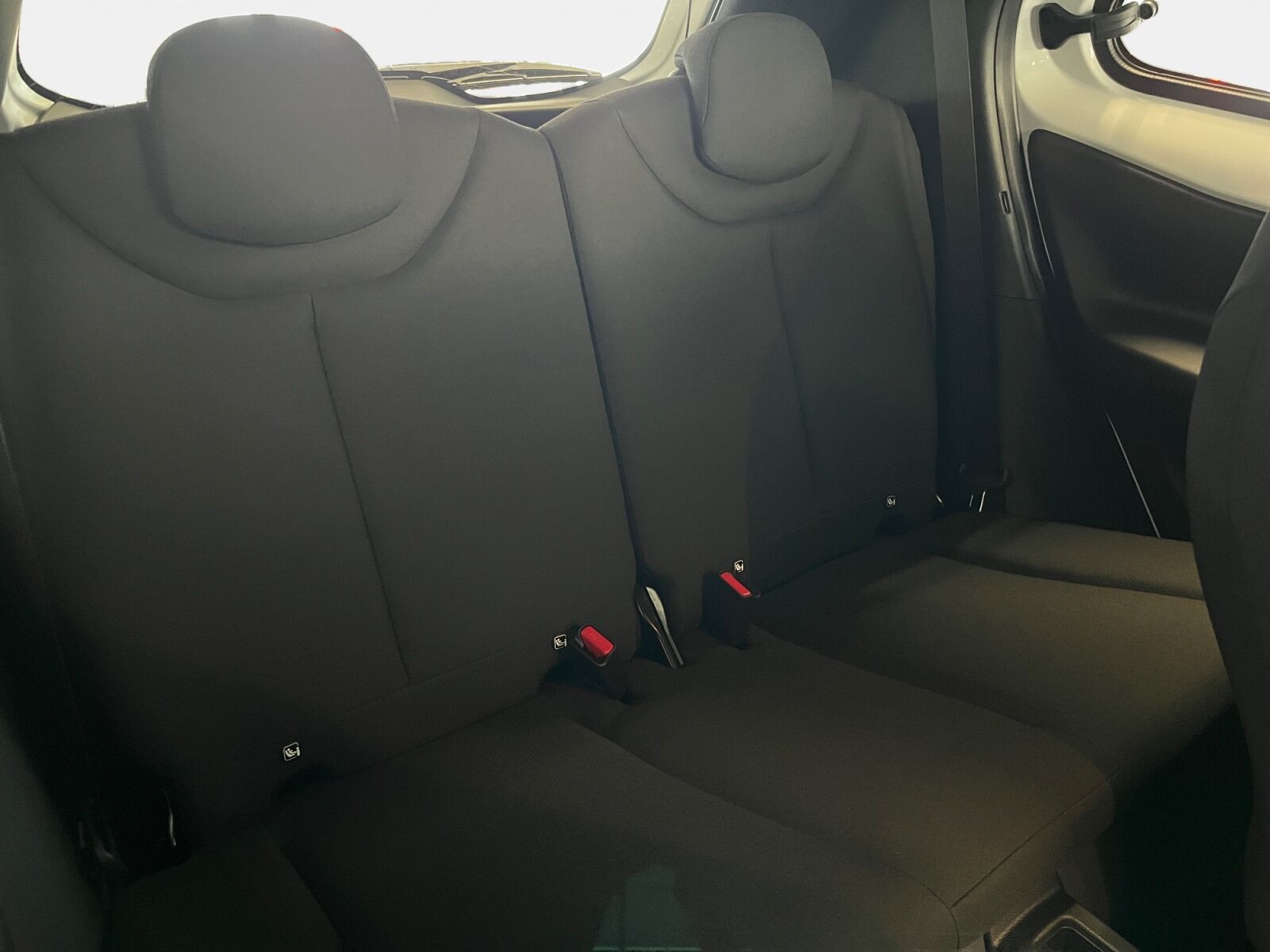 Billede af Toyota Aygo X 1,5 Hybrid Play Comfort CVT 116HK 5d Aut.