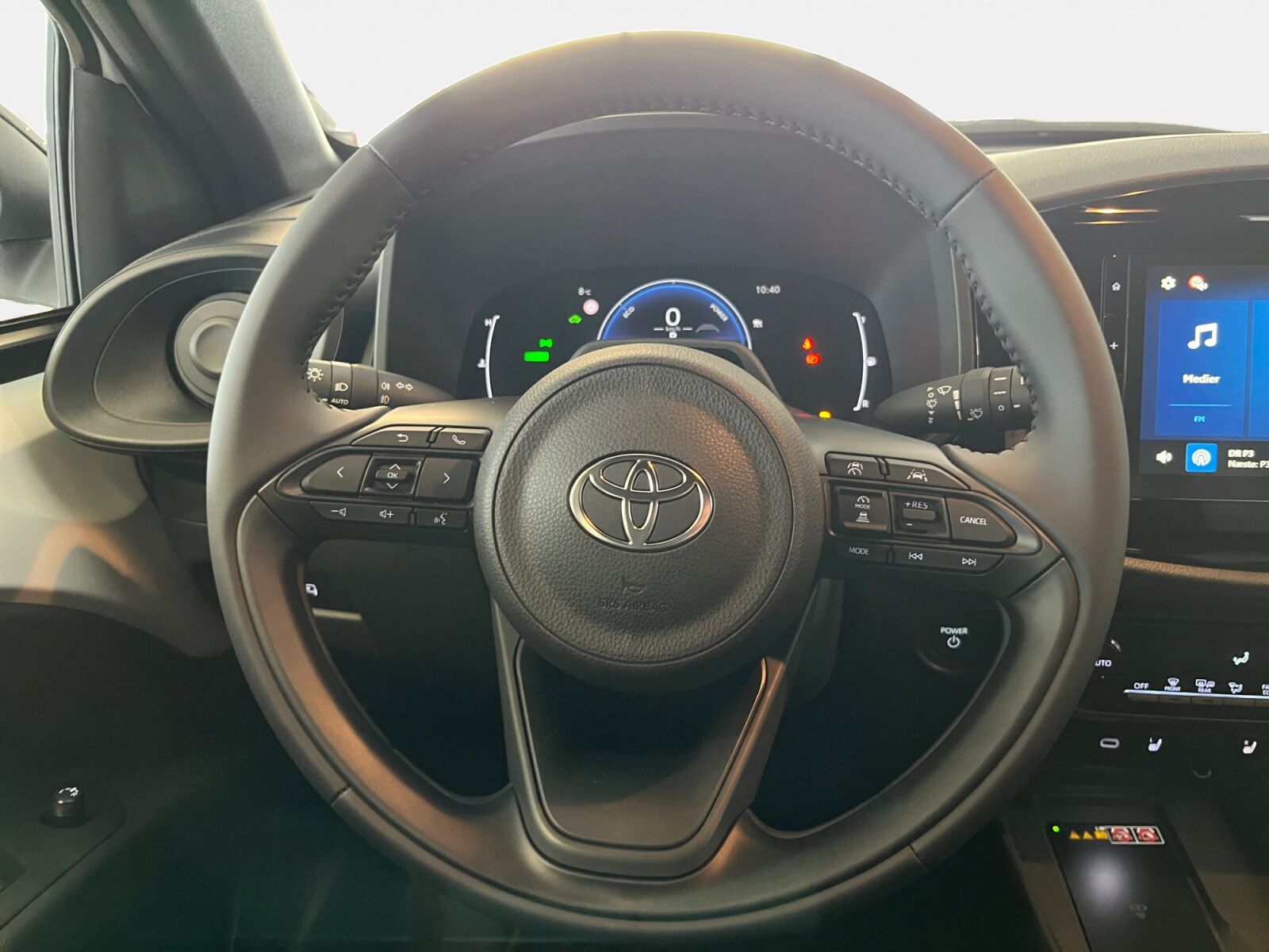 Billede af Toyota Aygo X 1,5 Hybrid Play Comfort CVT 116HK 5d Aut.